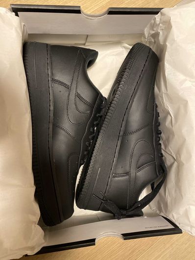 Supreme × Nike Air Force 1 Low "Black"