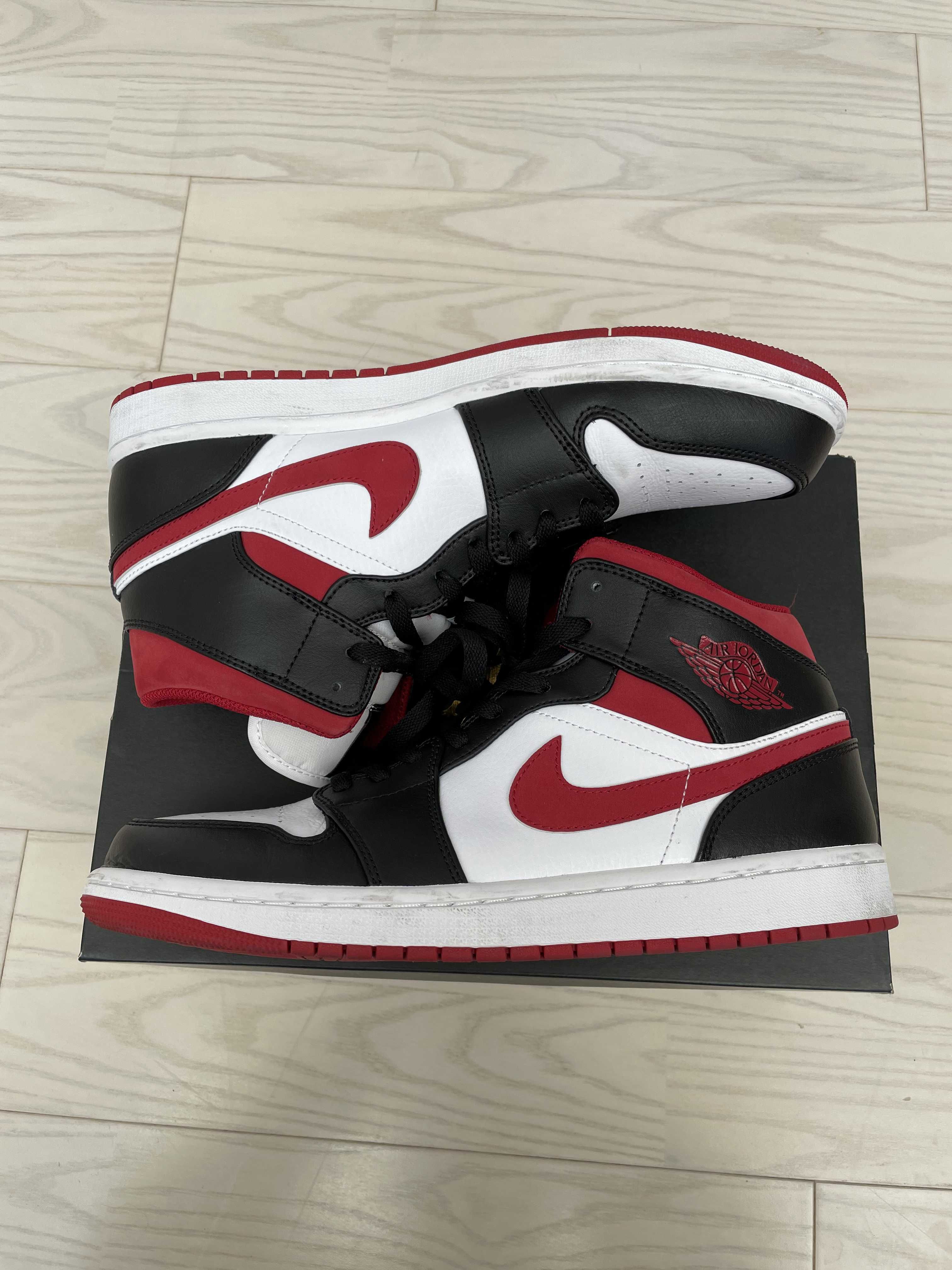 Nike Air Jordan 1 Mid "White/Gym Red Black"