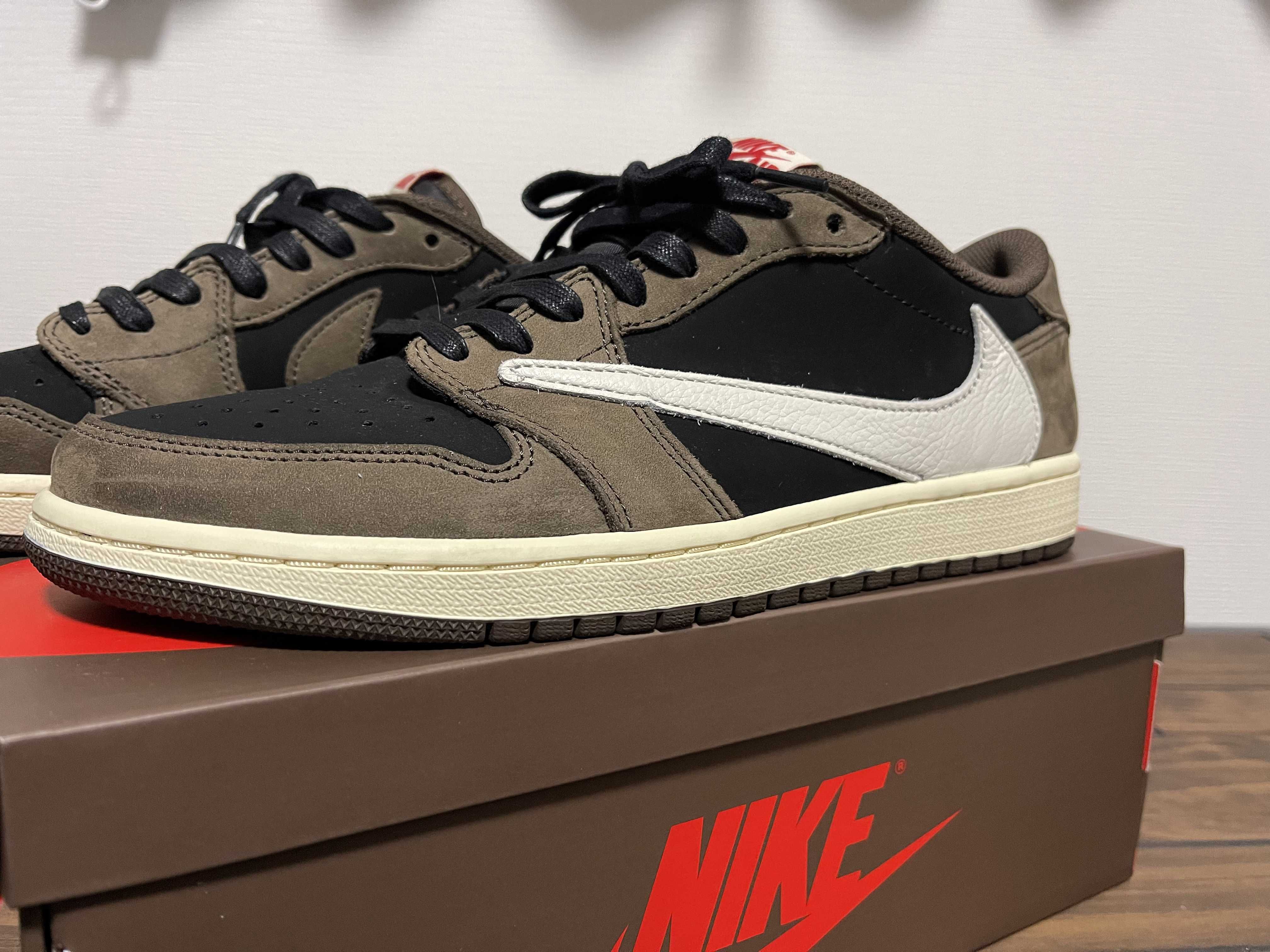 Travis Scott × Nike Air Jordan 1 Low OG SP-T "Black/Dark Mocha"