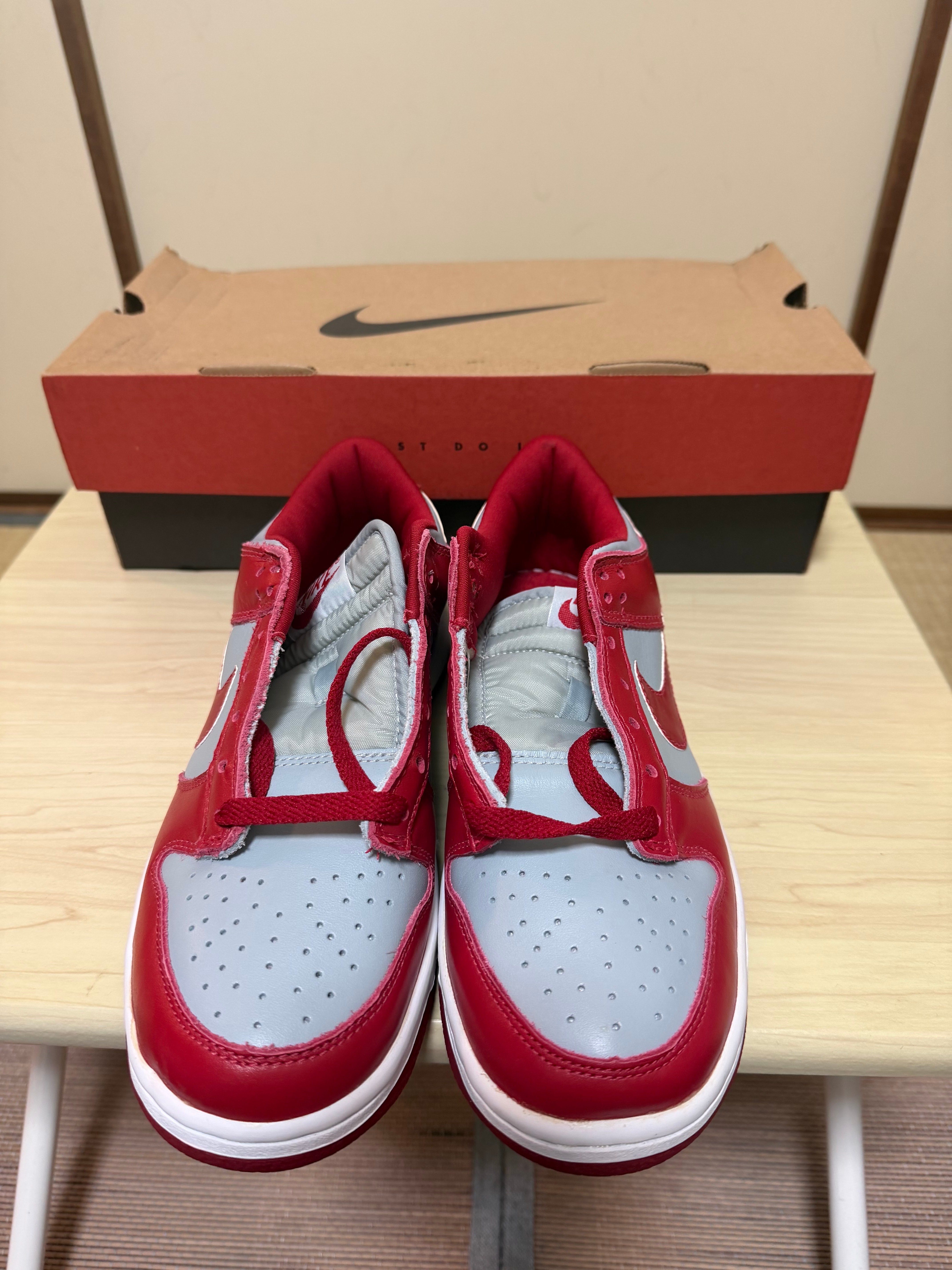 ナイキ ダンク ロー "ミディアムグレー" (ユニバーシティ ネバダ ラスベガス)