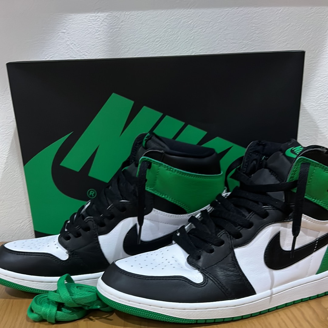 Nike Air Jordan 1 Retro High OG "Celtics/Black and Lucky Green" (2023)