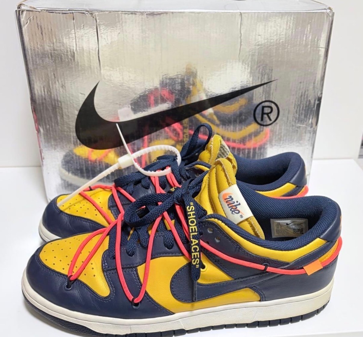 Off-White × Nike Dunk Low  LTHR "University Gold/Midnight Navy/White"