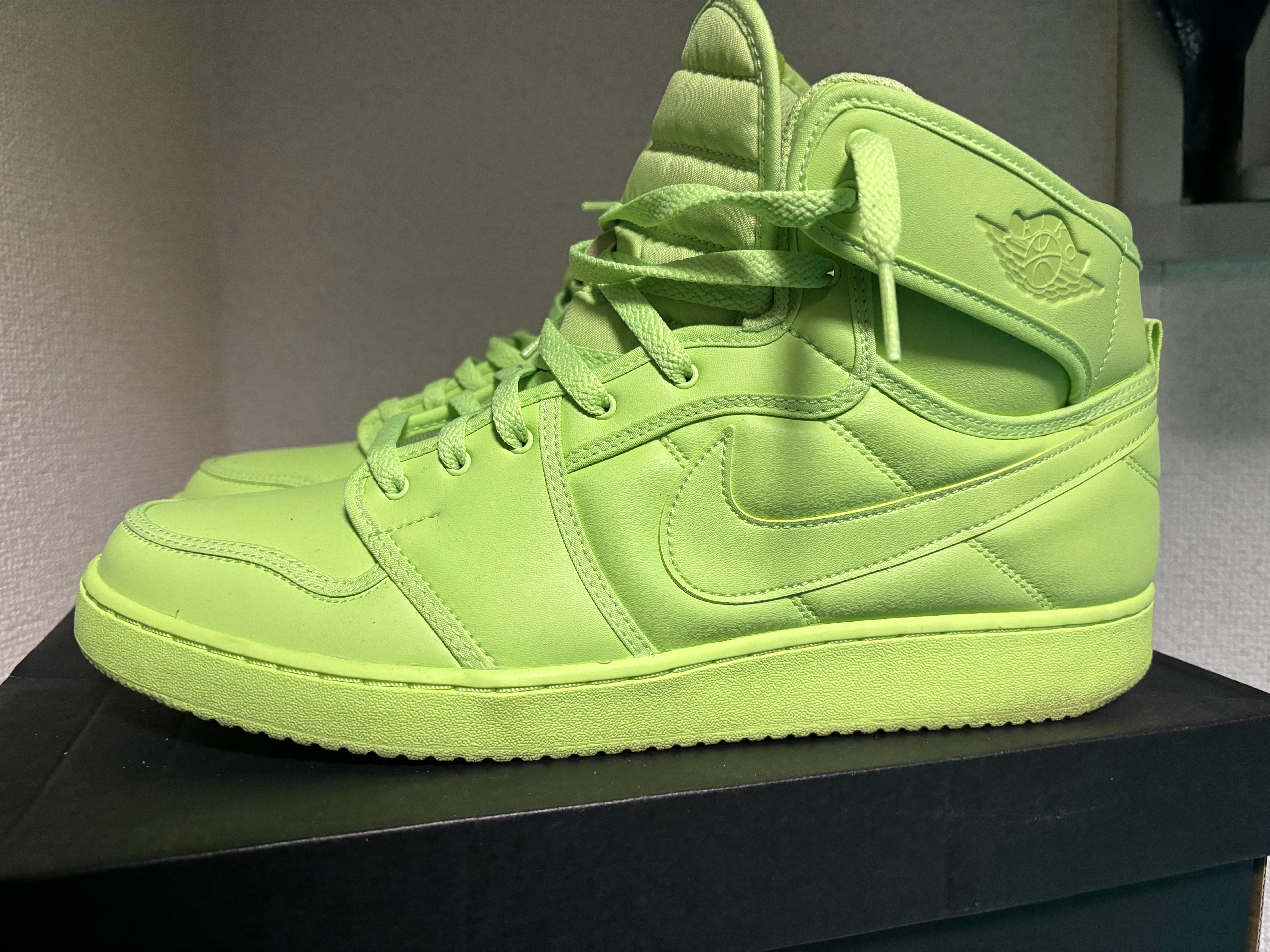 Billie Eilish × Nike Women's Air Jordan 1 High KO "Volt"