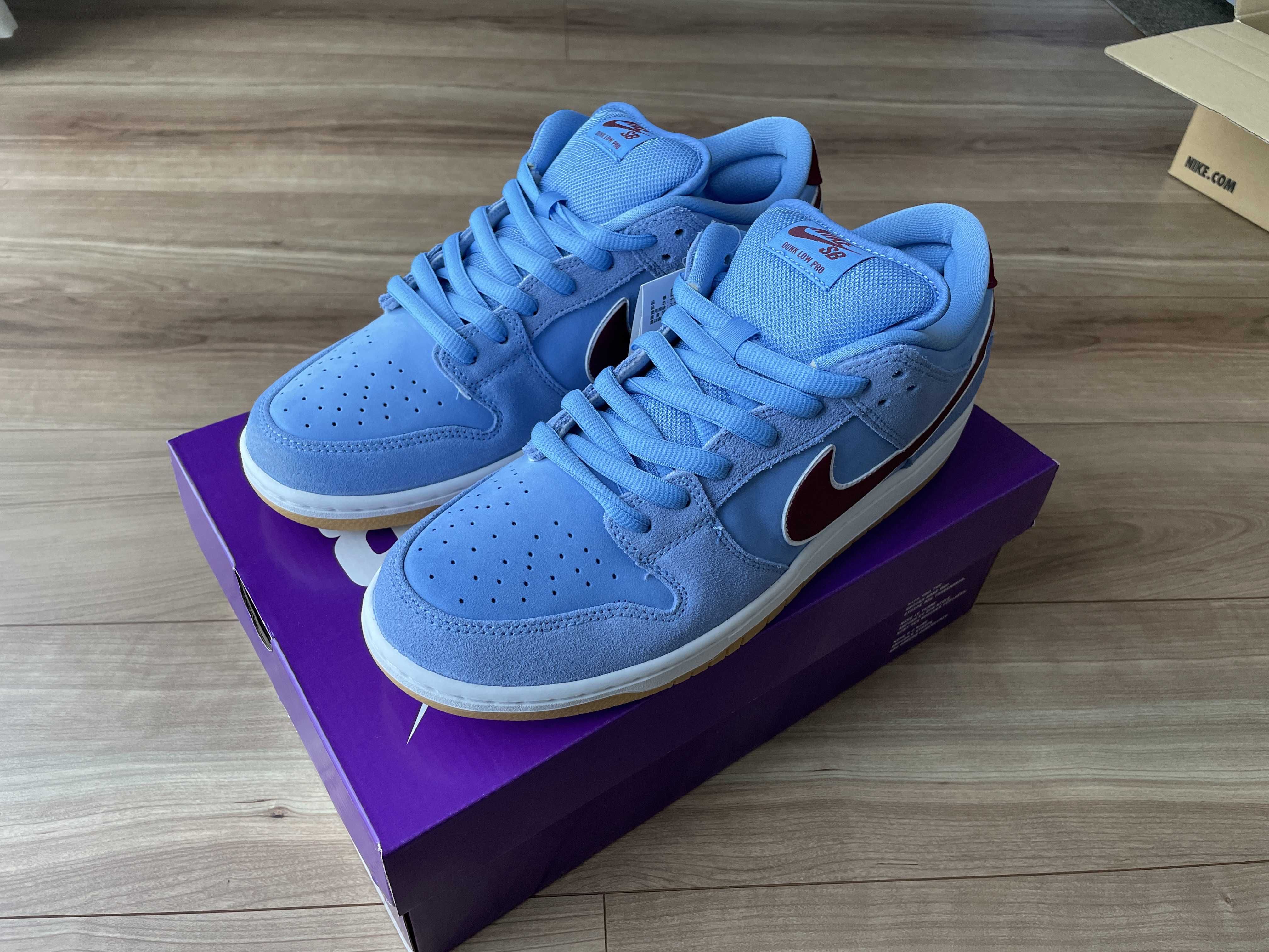 Nike SB Dunk Low Pro "Philadelphia Phillies/Valor Blue and Team Maroon"
