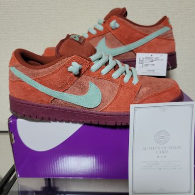 Nike SB Dunk Low Pro PRM "Mystic Red and Rosewood"