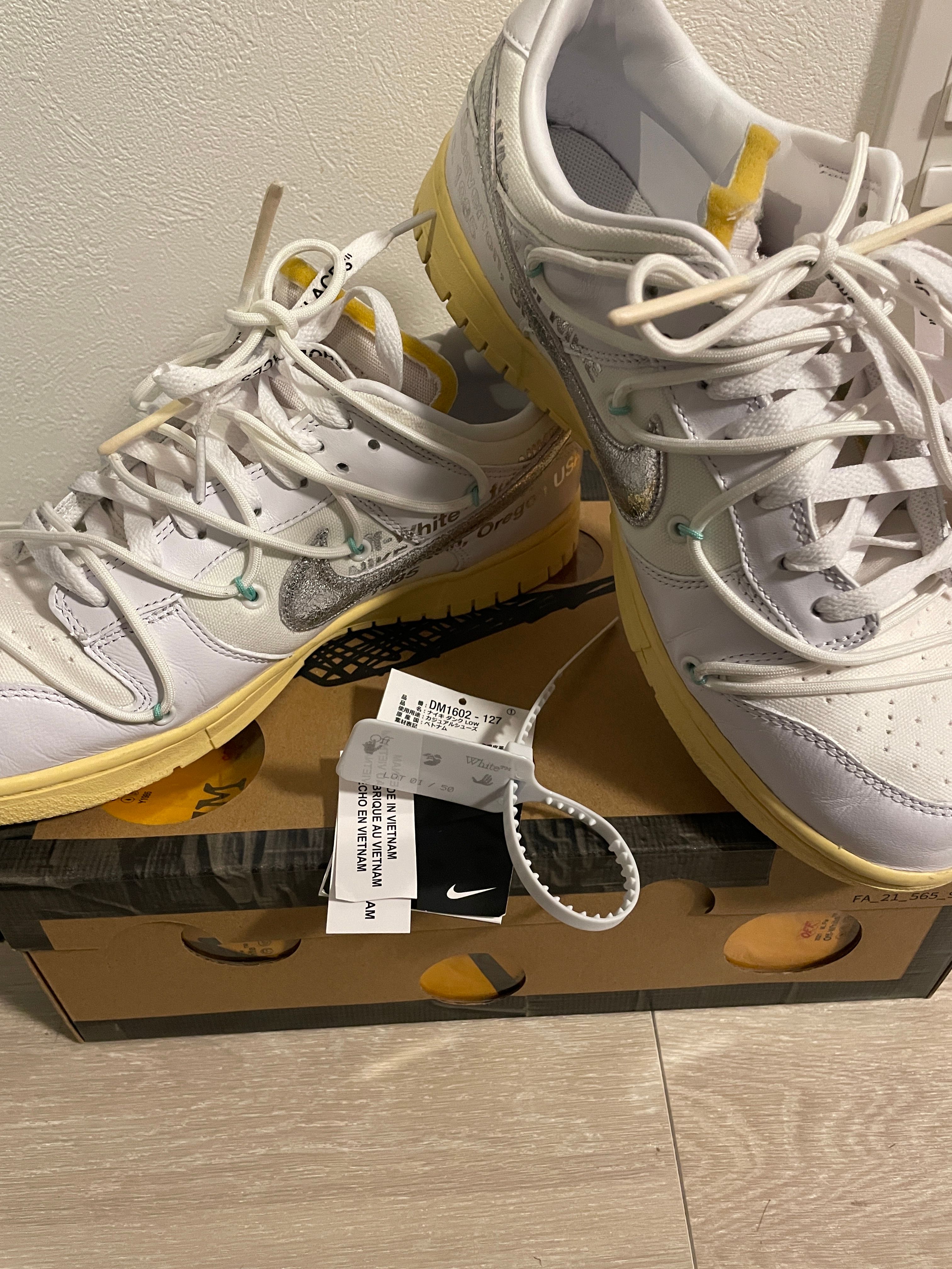 Off-White × Nike Dunk Low 1 of 50 "Lot.1"