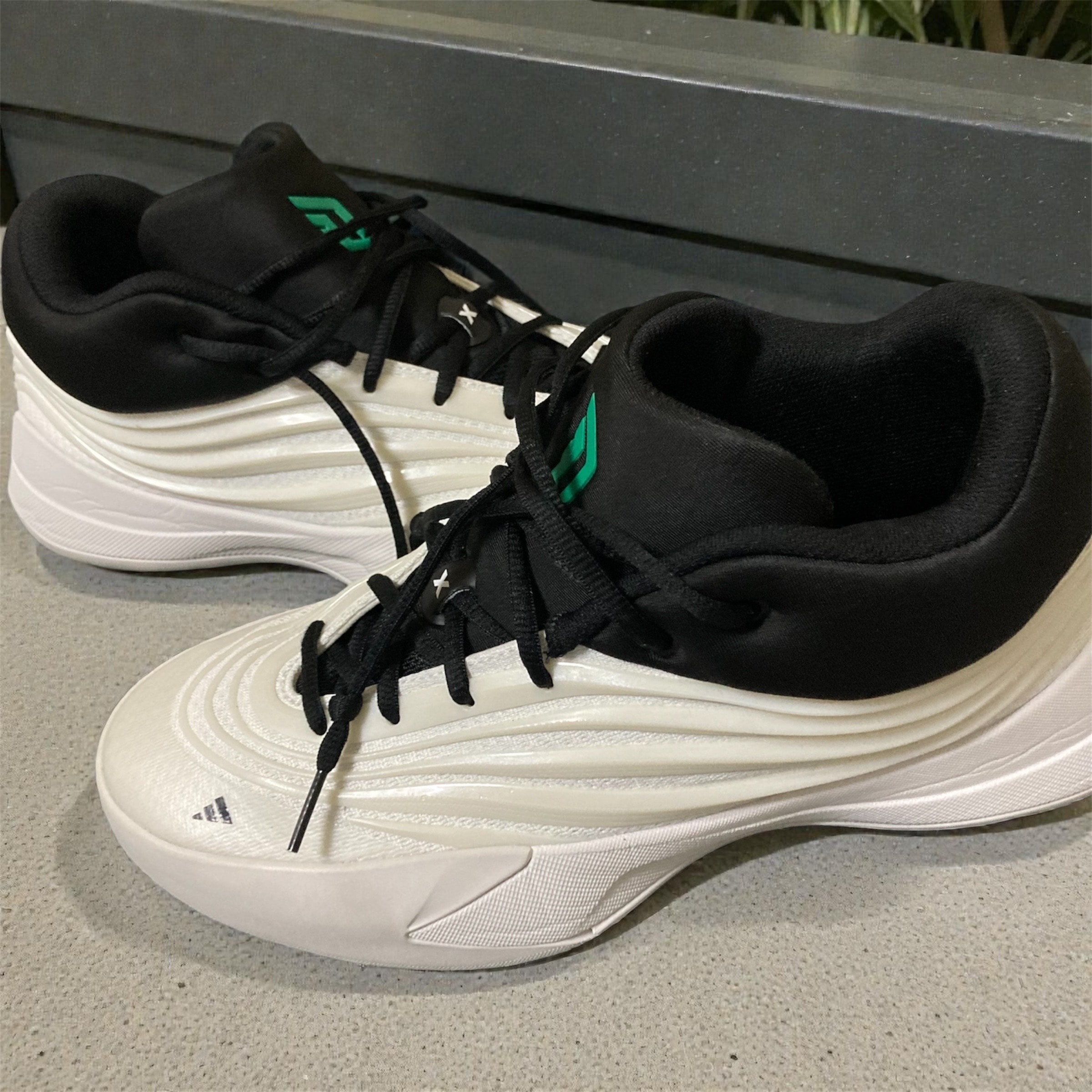 adidas Dame 10 "Zero Metalic/Core Black/Court Green"