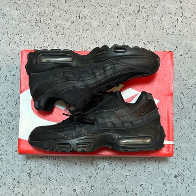 Nike Air Max 95 Essential "Black/Dark Grey/Black"
