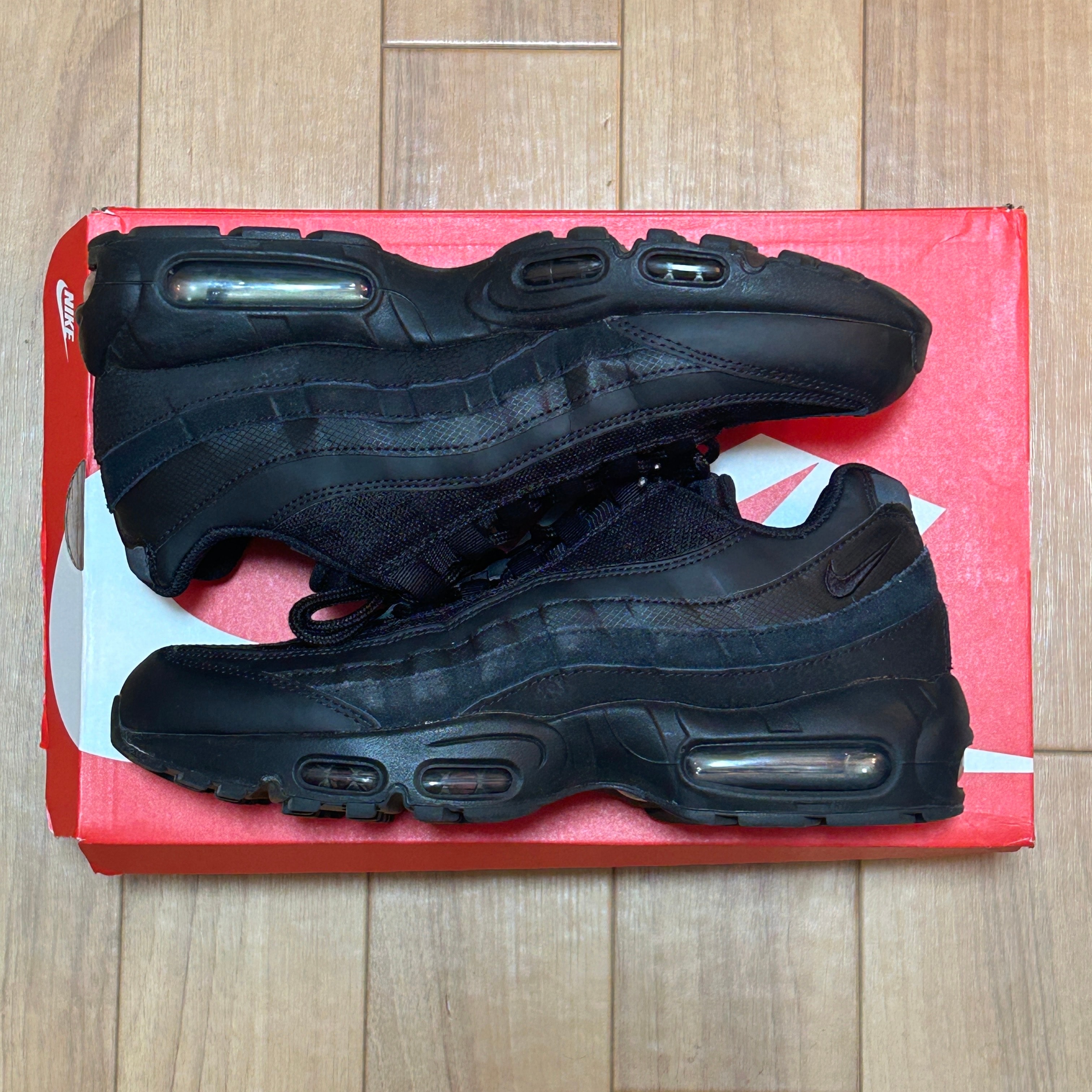 Nike Air Max 95 Essential "Black/Dark Grey/Black"