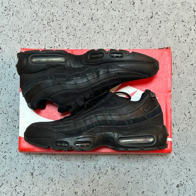 Nike Air Max 95 Essential "Black/Dark Grey/Black"