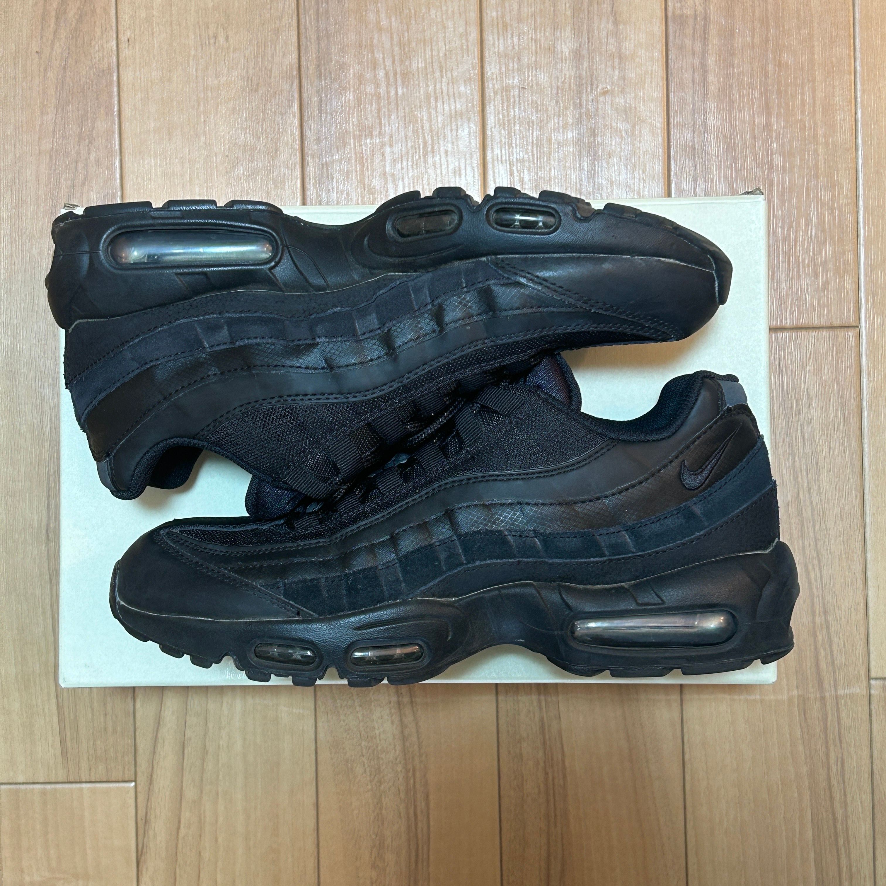 Nike Air Max 95 Essential "Black/Dark Grey/Black"