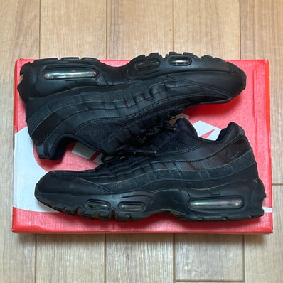 Nike Air Max 95 Essential "Black/Dark Grey/Black"
