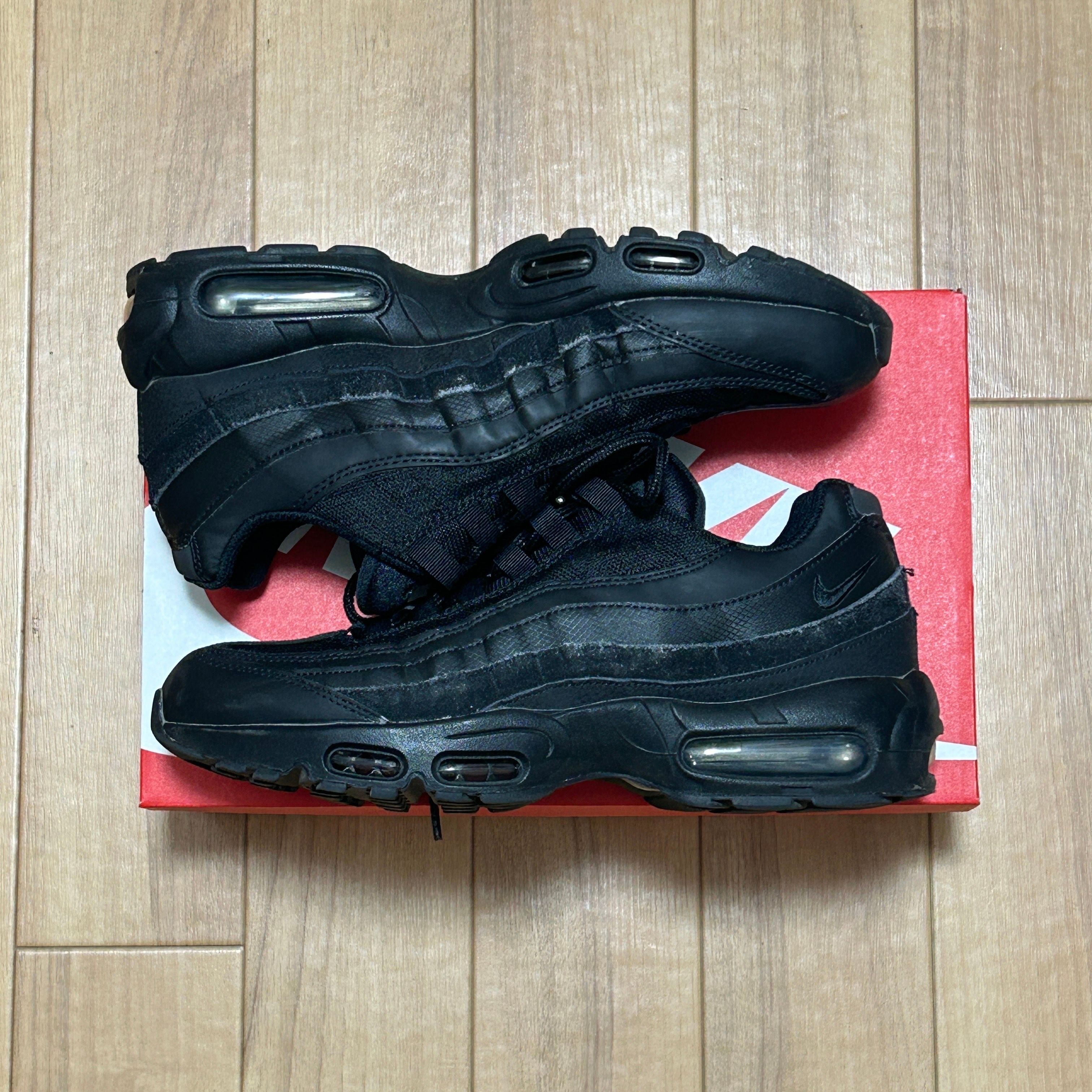 中古品 28.5 ナイキ エアマックスAIR MAX 95 エッセンシャル 黒 NIKE ナイキ CI3705-001 AIR MAX 95 ESSENTIAL エア マックス 95