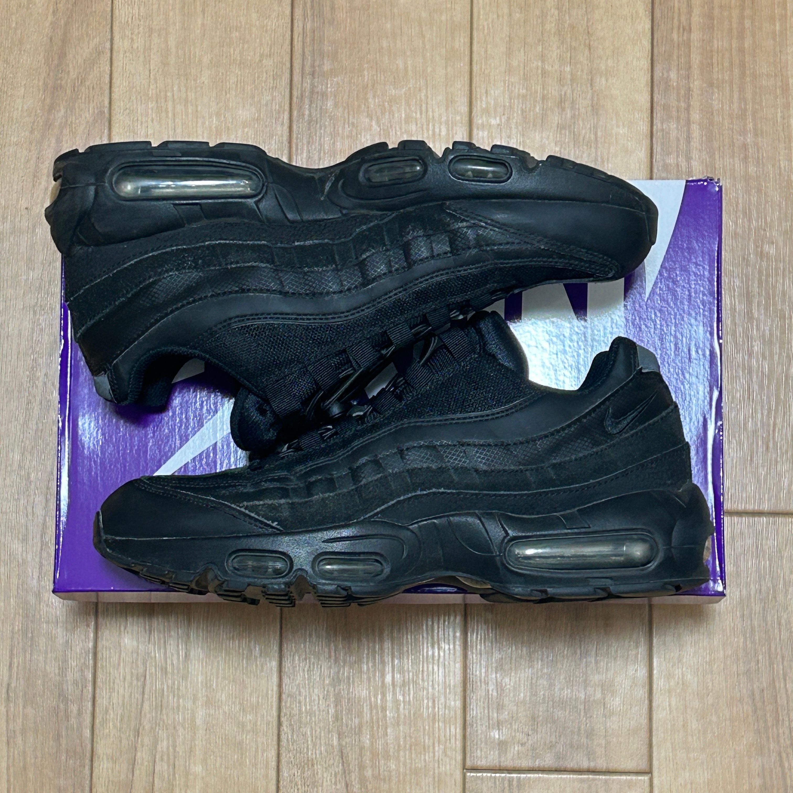 Nike Air Max 95 Essential "Black/Dark Grey/Black"