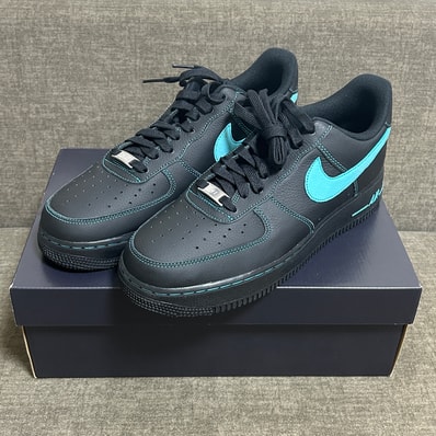 Nike Air Force 1 Low "Black Tiffany"