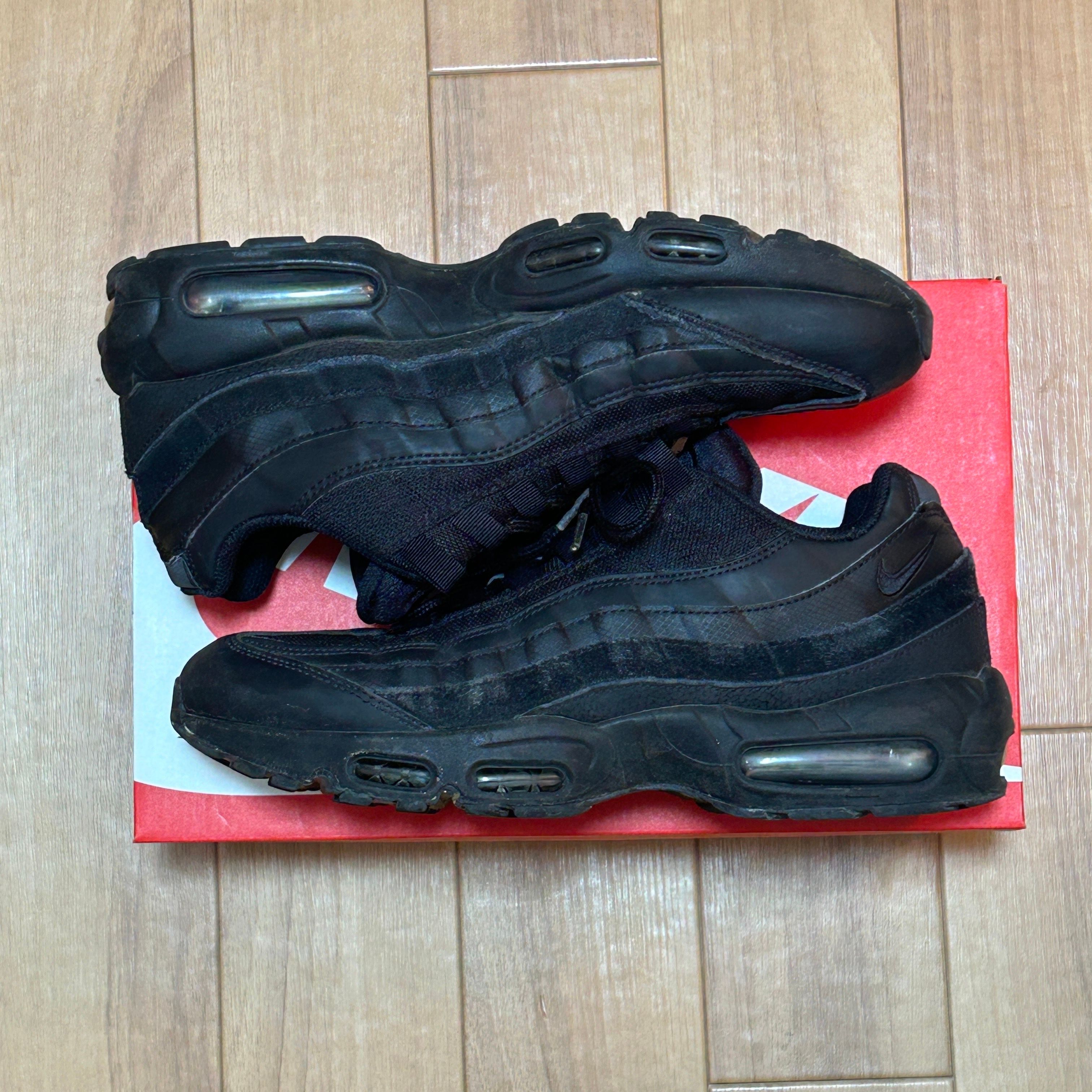 Nike Air Max 95 Essential "Black/Dark Grey/Black"