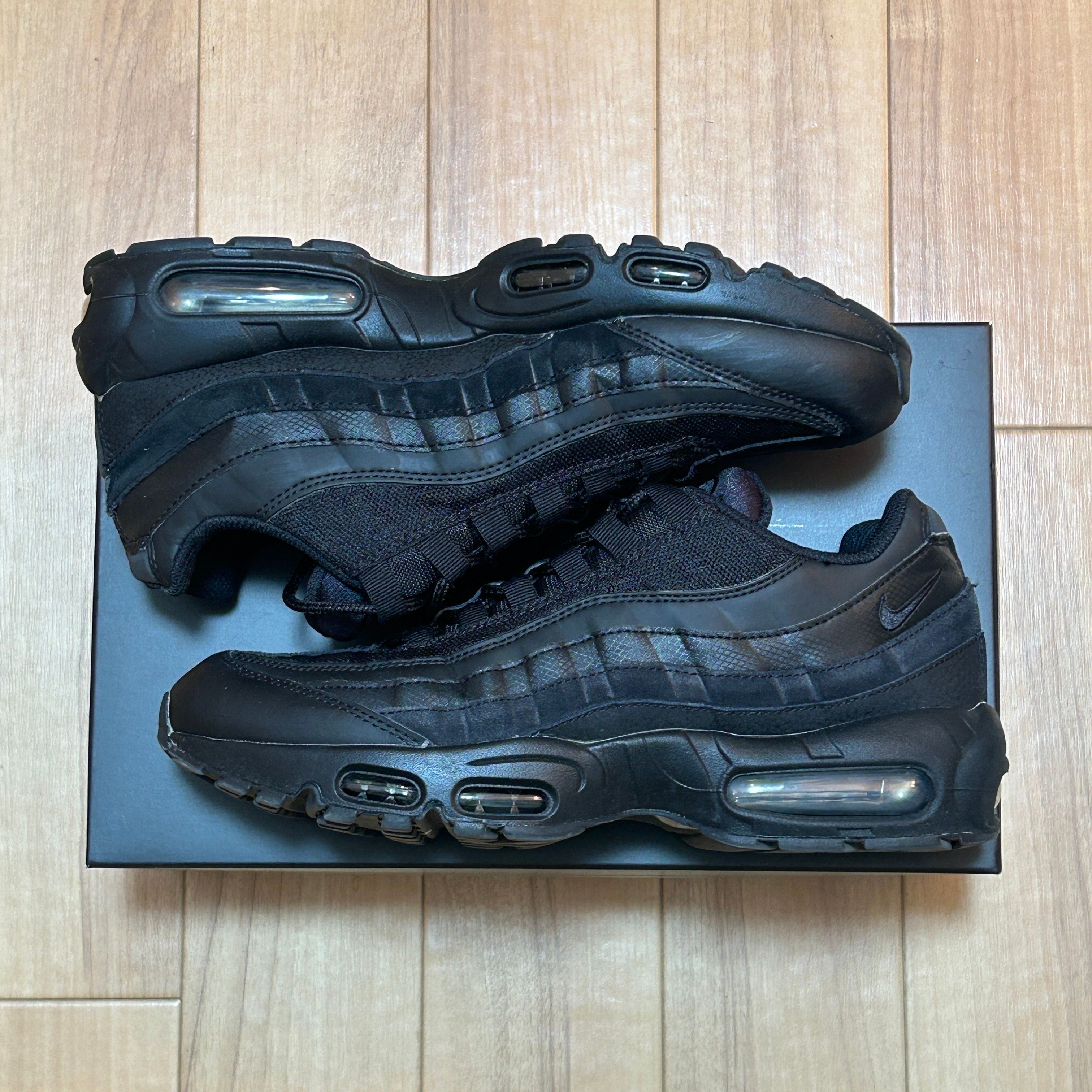 Nike Air Max 95 Essential "Black/Dark Grey/Black"