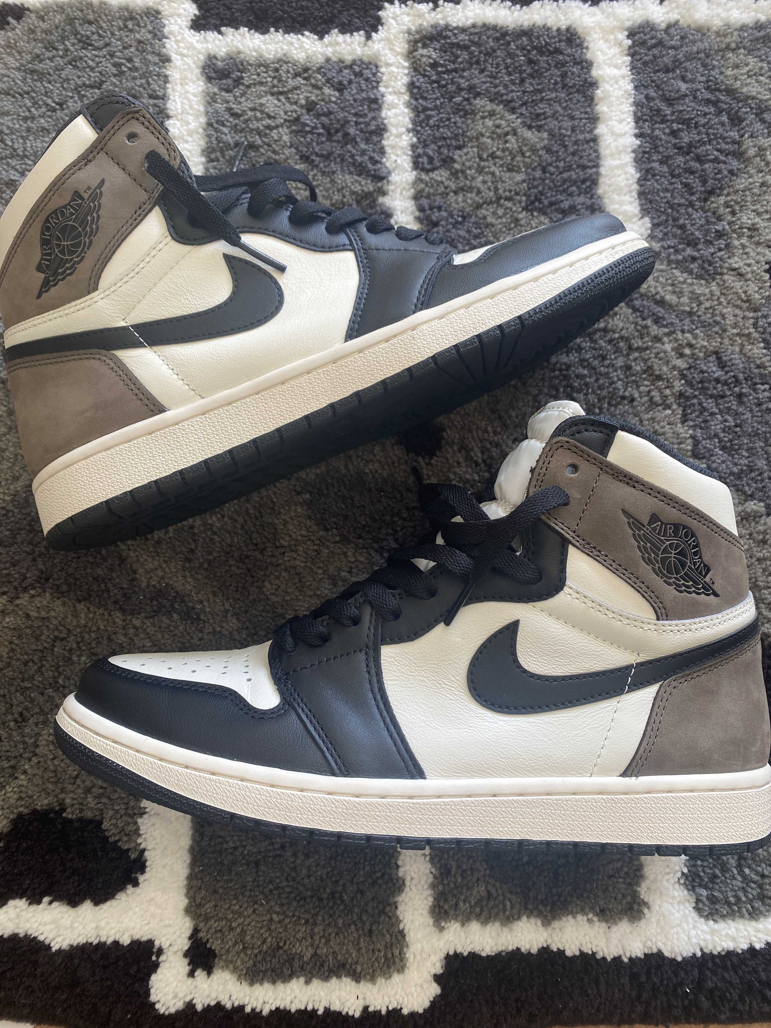 Nike Air Jordan 1 High OG "Sail/Dark Mocha/Black"