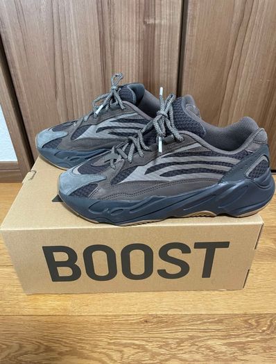 Adidas yeezy 700 sales geode