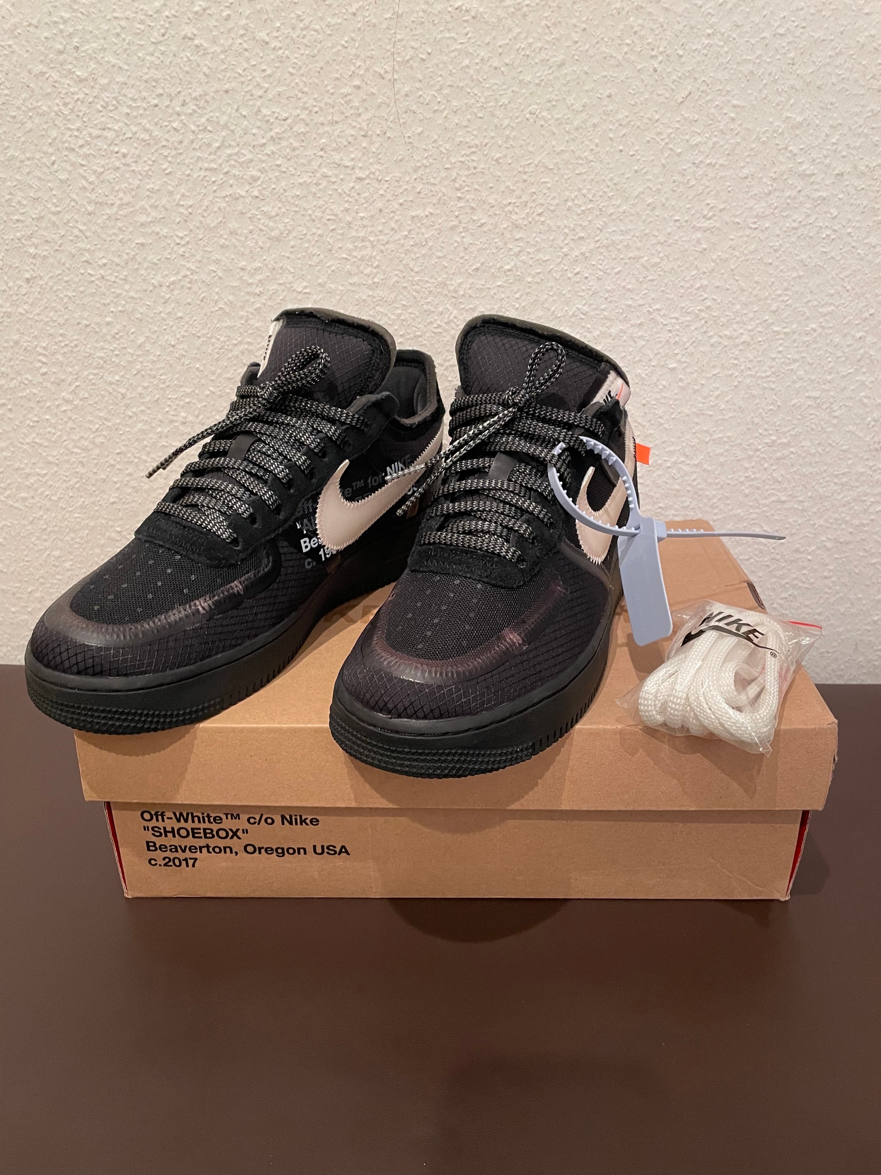 Off-White × Nike Air Force 1 Low "Black"