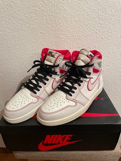 Nike Air Jordan 1 Retro High OG "Sail/University Red"