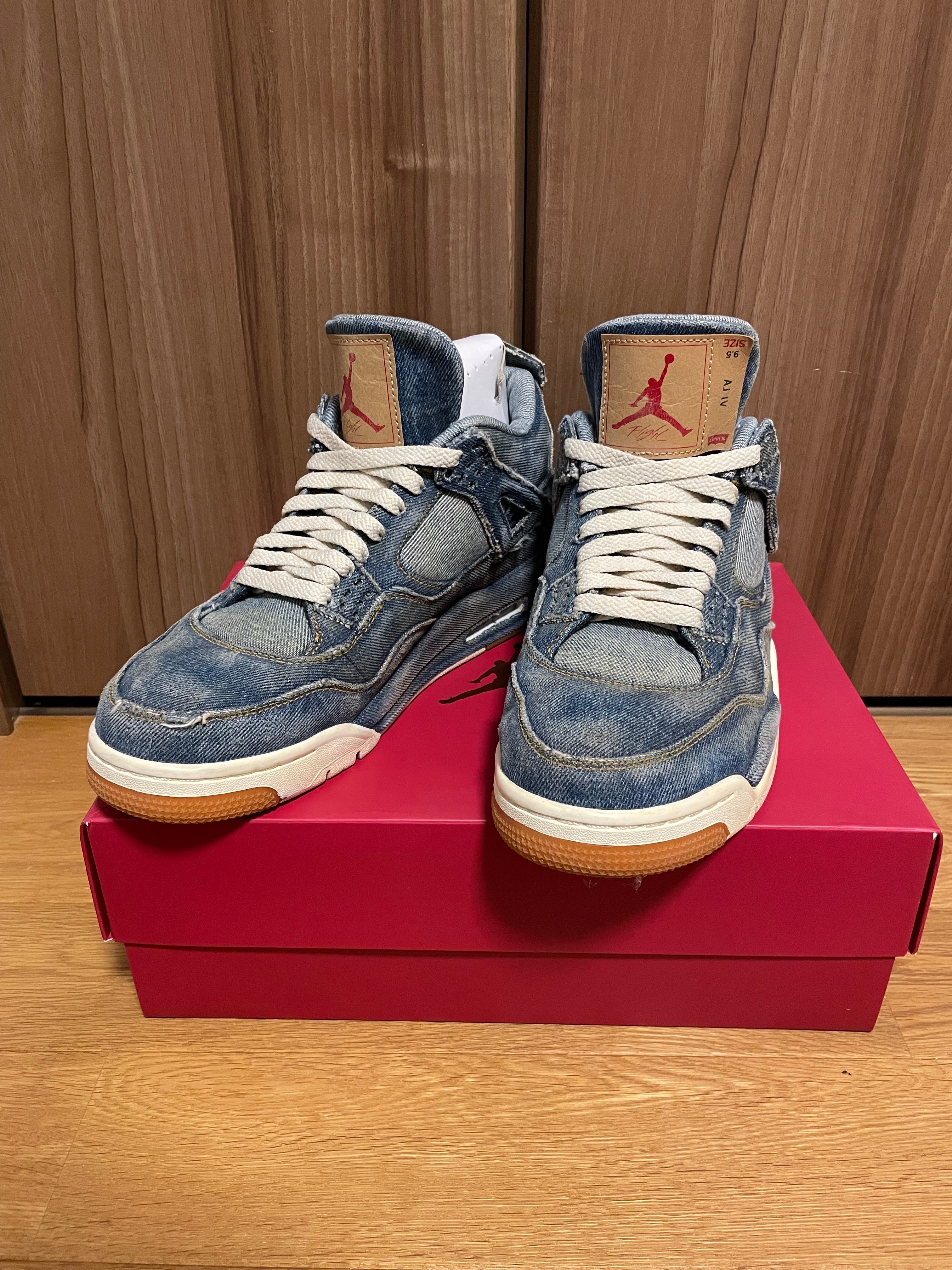 Nike × Levi's Air Jordan 4 "Denim" (LEVIS Tab)