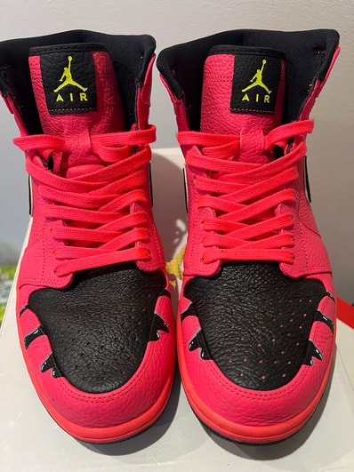 Nike Women's Air Jordan 1 Retro High "Hot Punch"