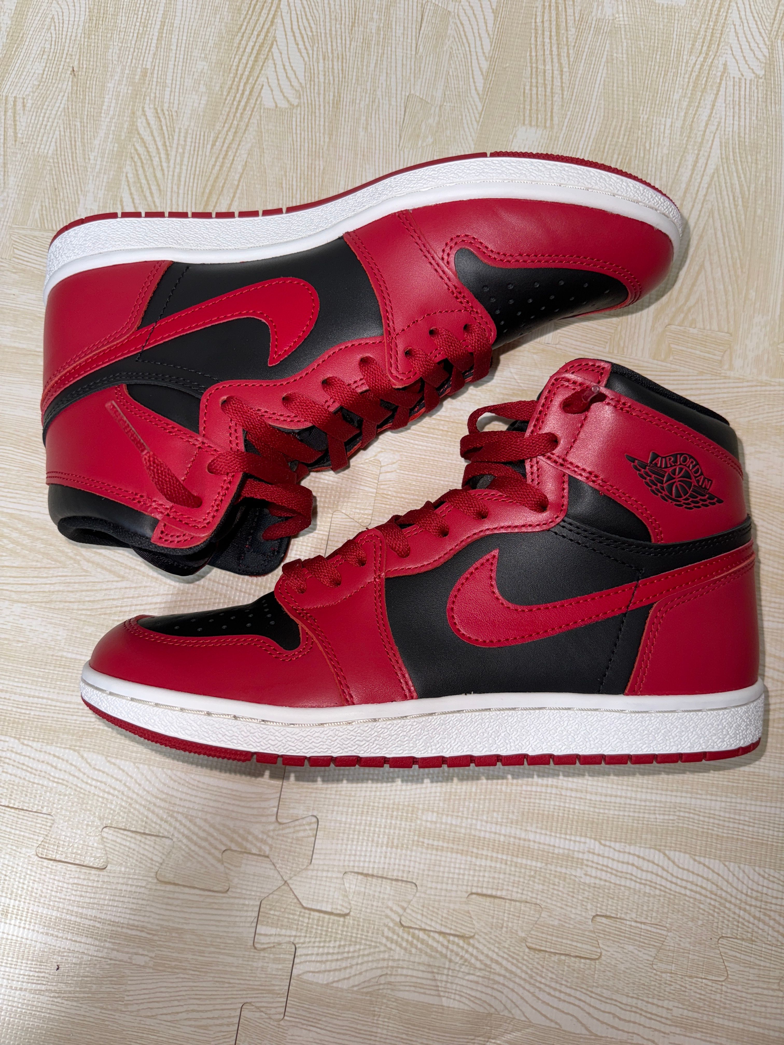 Nike Air Jordan 1 High ’85 "Varsity Red"