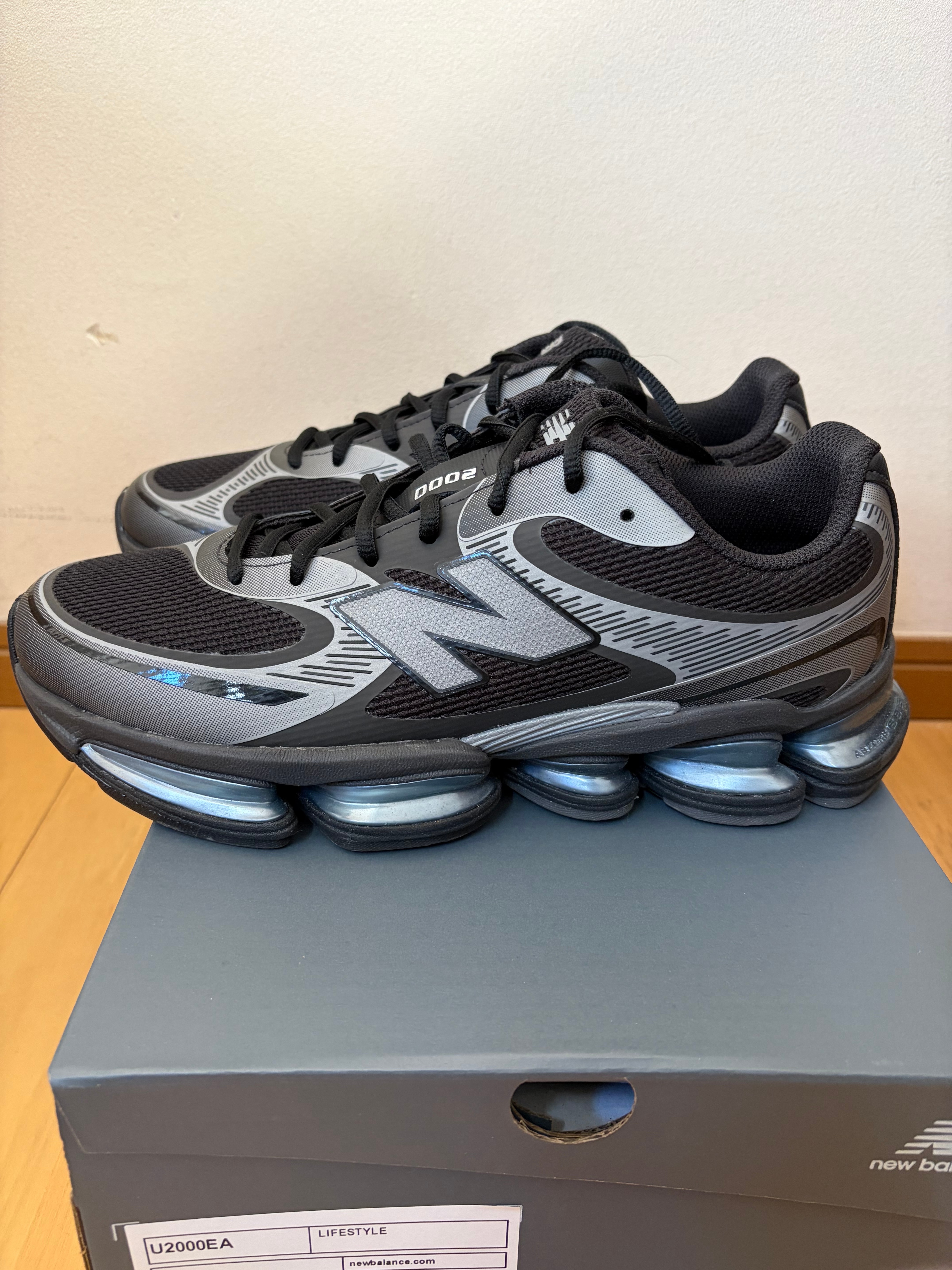 ニューバランス アブゾーブ 2000 