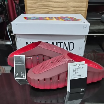 Nike Mind 001 Mules "Team Red"