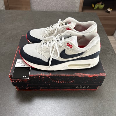 Nike Air Max 1 '86 OG "Dark Obsidian and University Red"