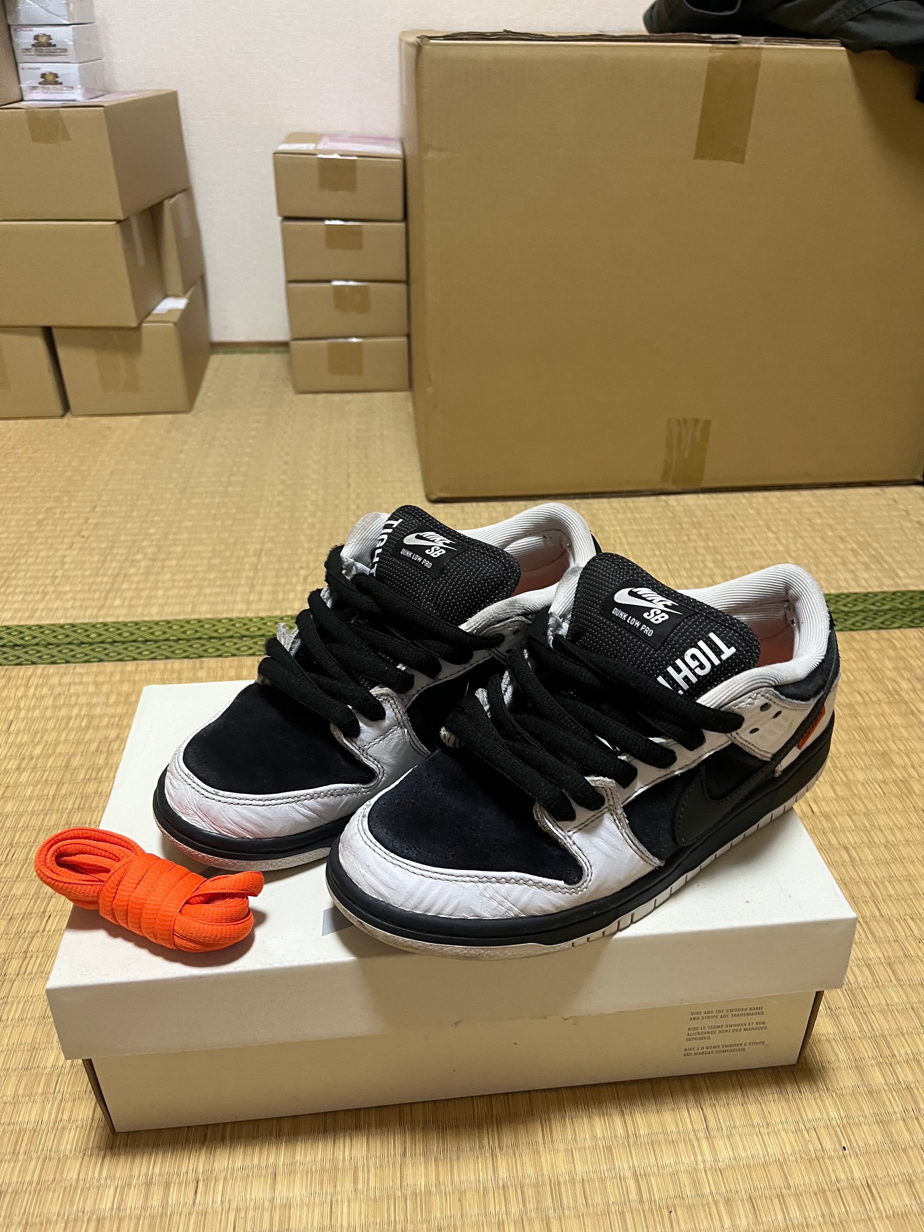 TIGHTBOOTH × Nike SB Dunk Low Pro QS "Black and White"