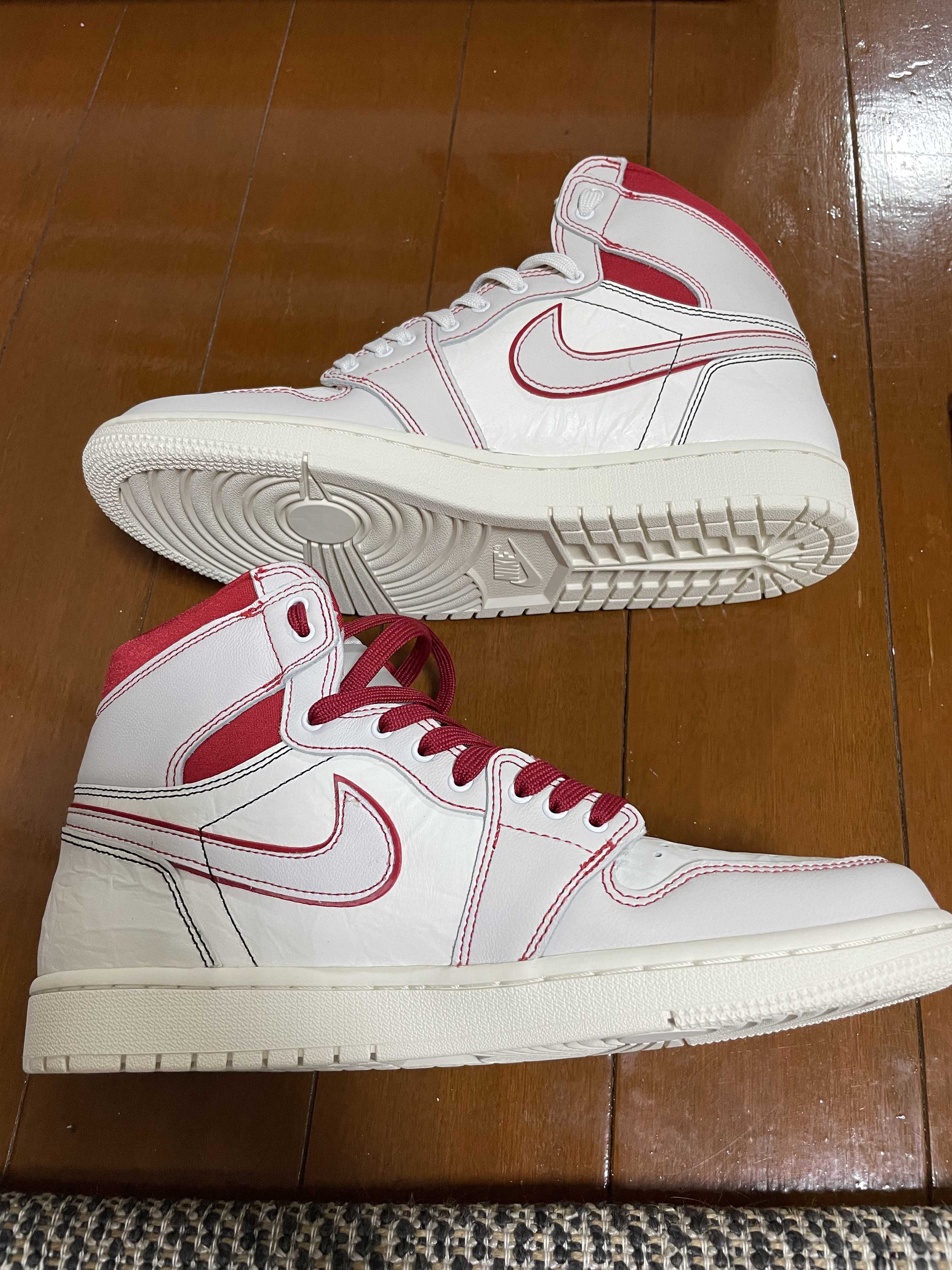 Nike Air Jordan 1 Retro High OG "Sail/University Red"     