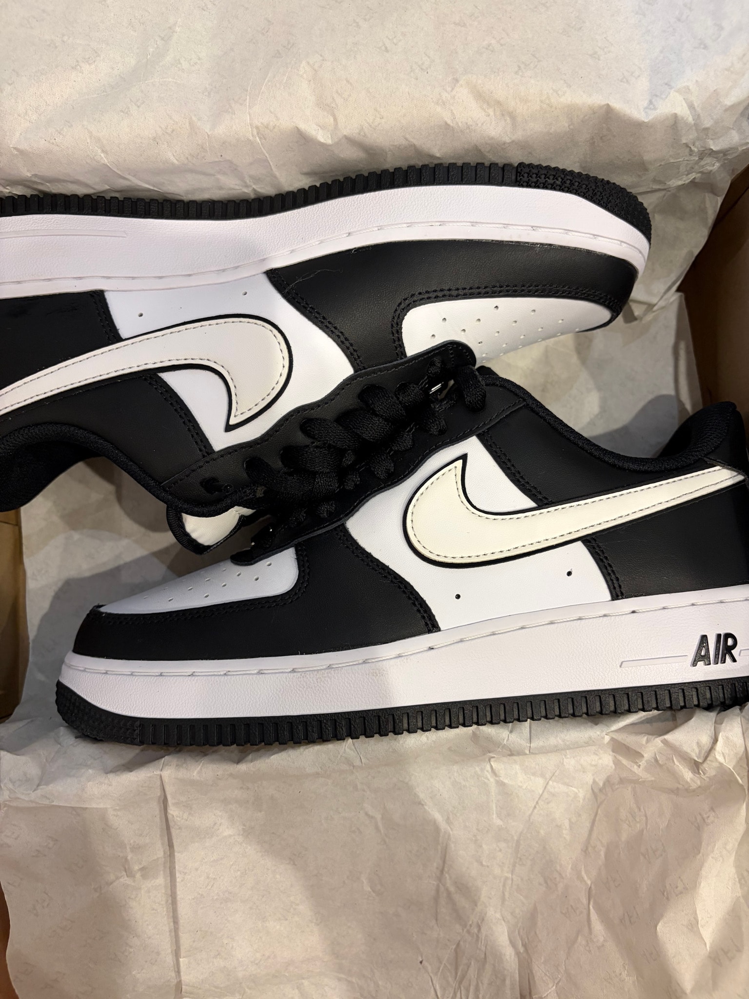 Nike Air Force 1 Low '07 "Black/Black/White"