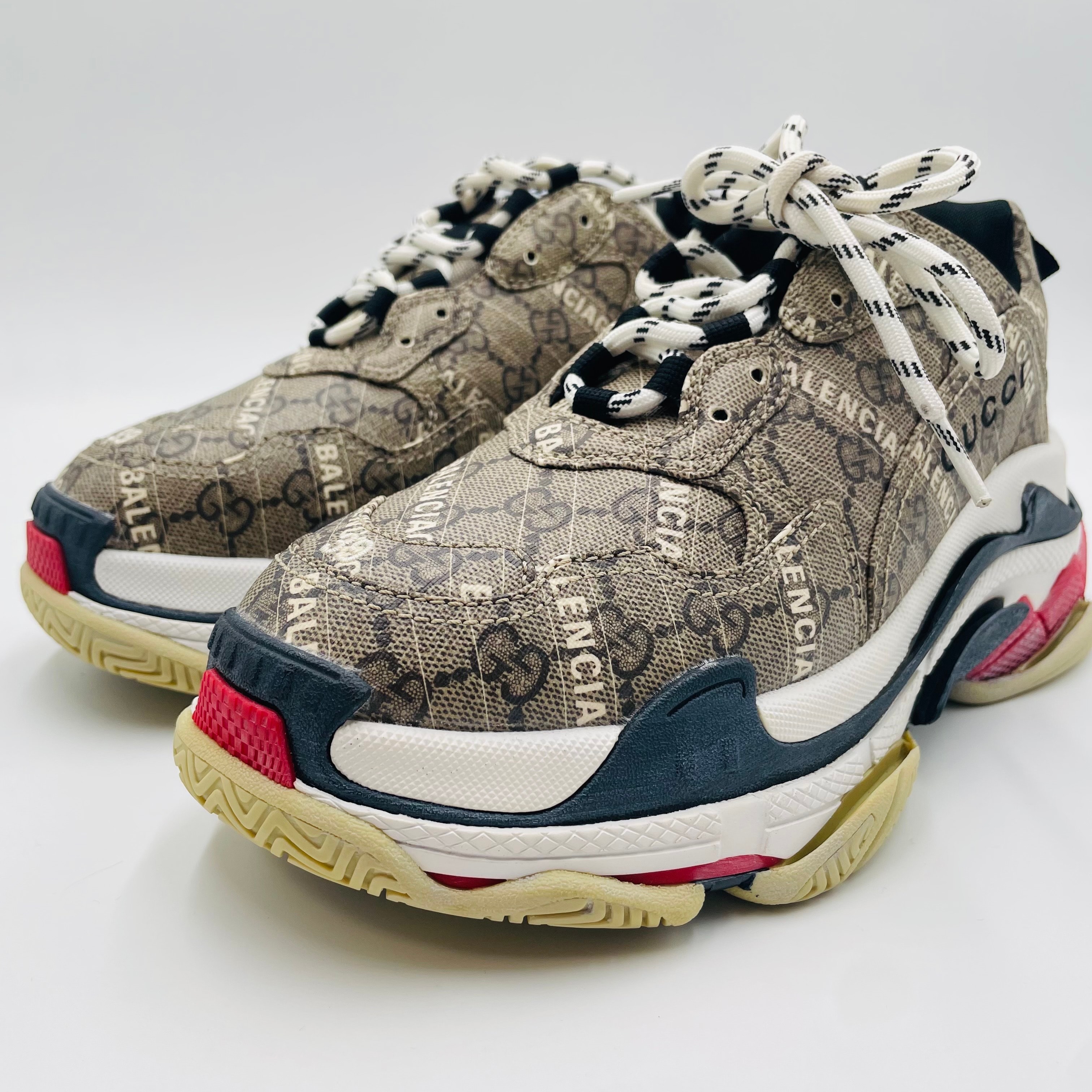 GUCCI × Balenciaga The Hacker Project Triple S "Beige"