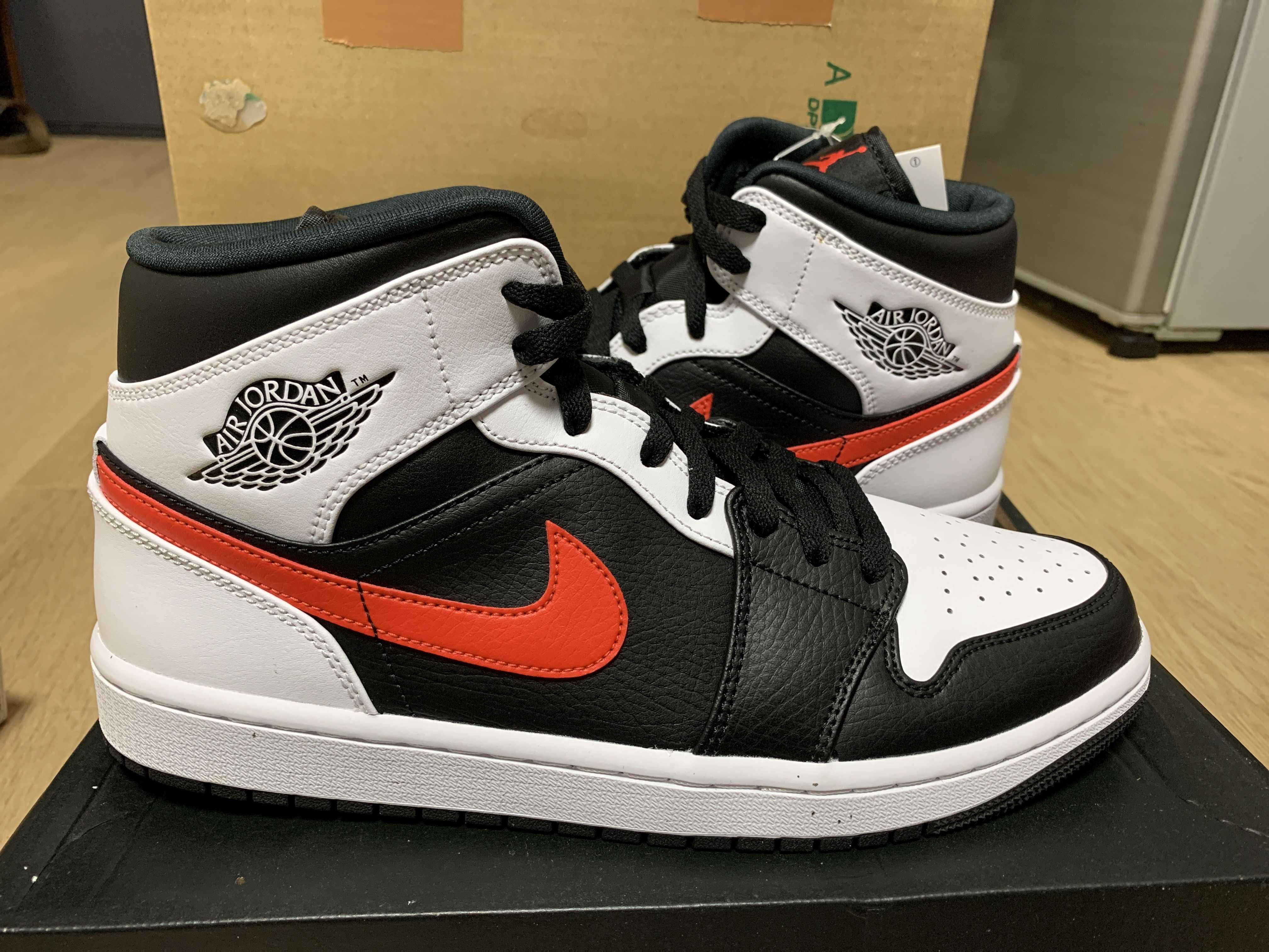 NIKE AIR JORDAN 1 MID "BLACK/CHILE RED/WHITE"