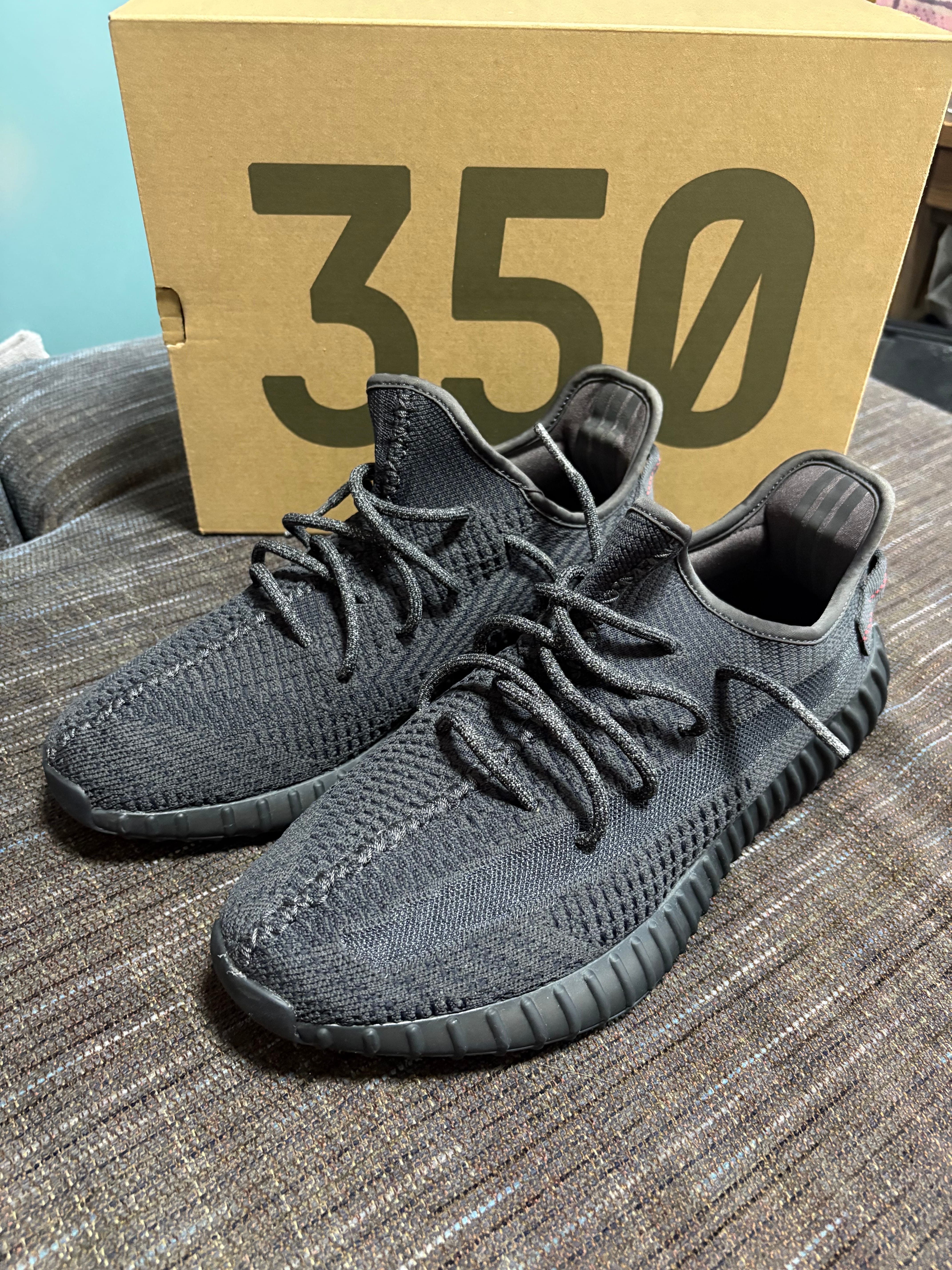 adidas YEEZY Boost 350 V2 "Black"