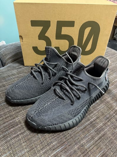 adidas YEEZY Boost 350 V2 "Black"