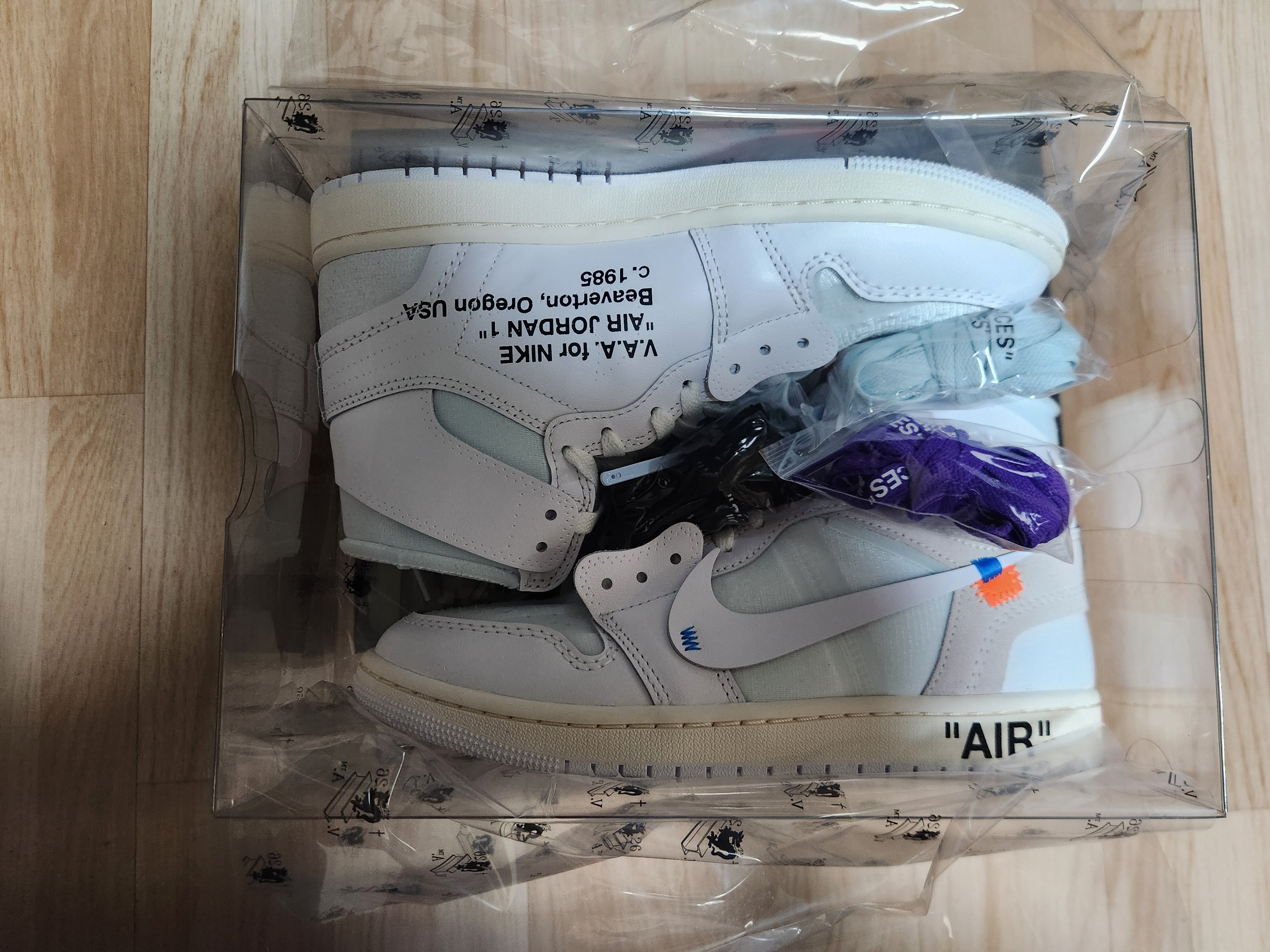 Virgil Abloh Archive (V.A.A.) × Nike Air Jordan 1 Retro High OG "Alaska"
