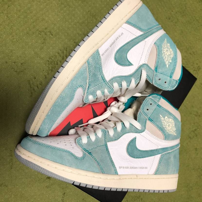 Nike Air Jordan 1 Retro High OG "Turbo Green"
