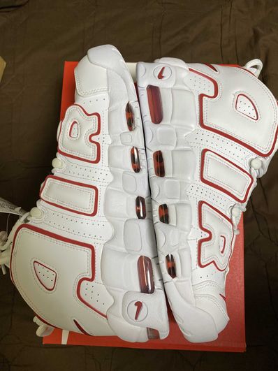 NIKE AIR MORE UPTEMPO "WHITE/VARSITY RED" (2021)