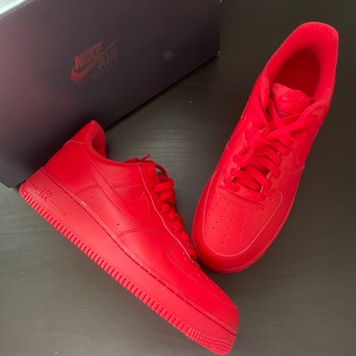 Nike Air Force 1 Low "Triple Red"