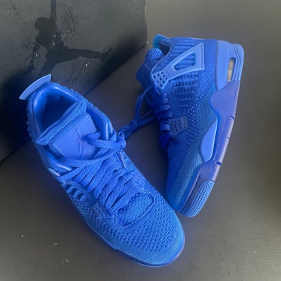 Nike Air Jordan 4 Retro Flyknit "Hyper Royal/Black"
