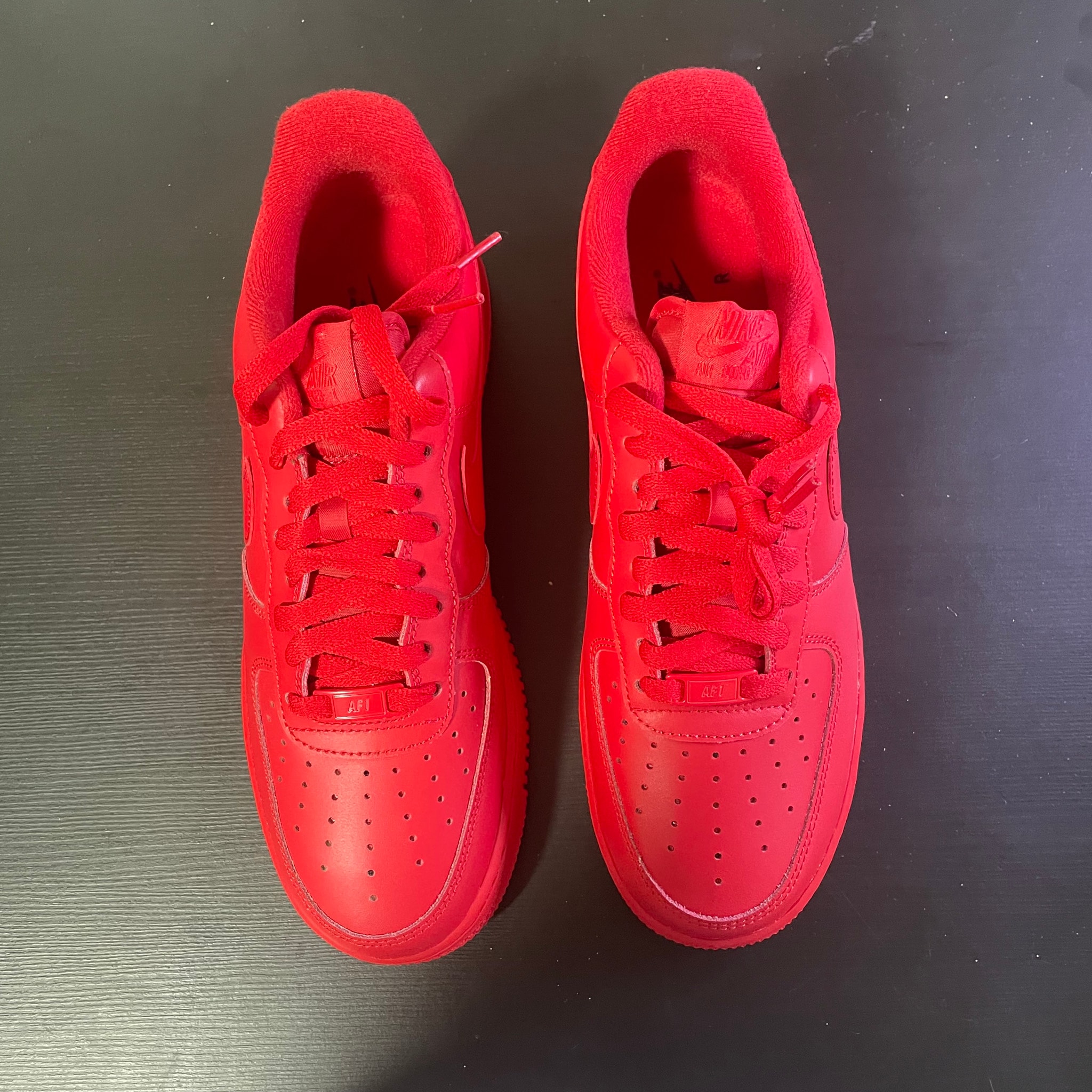 Nike Air Force 1 Low "Triple Red"