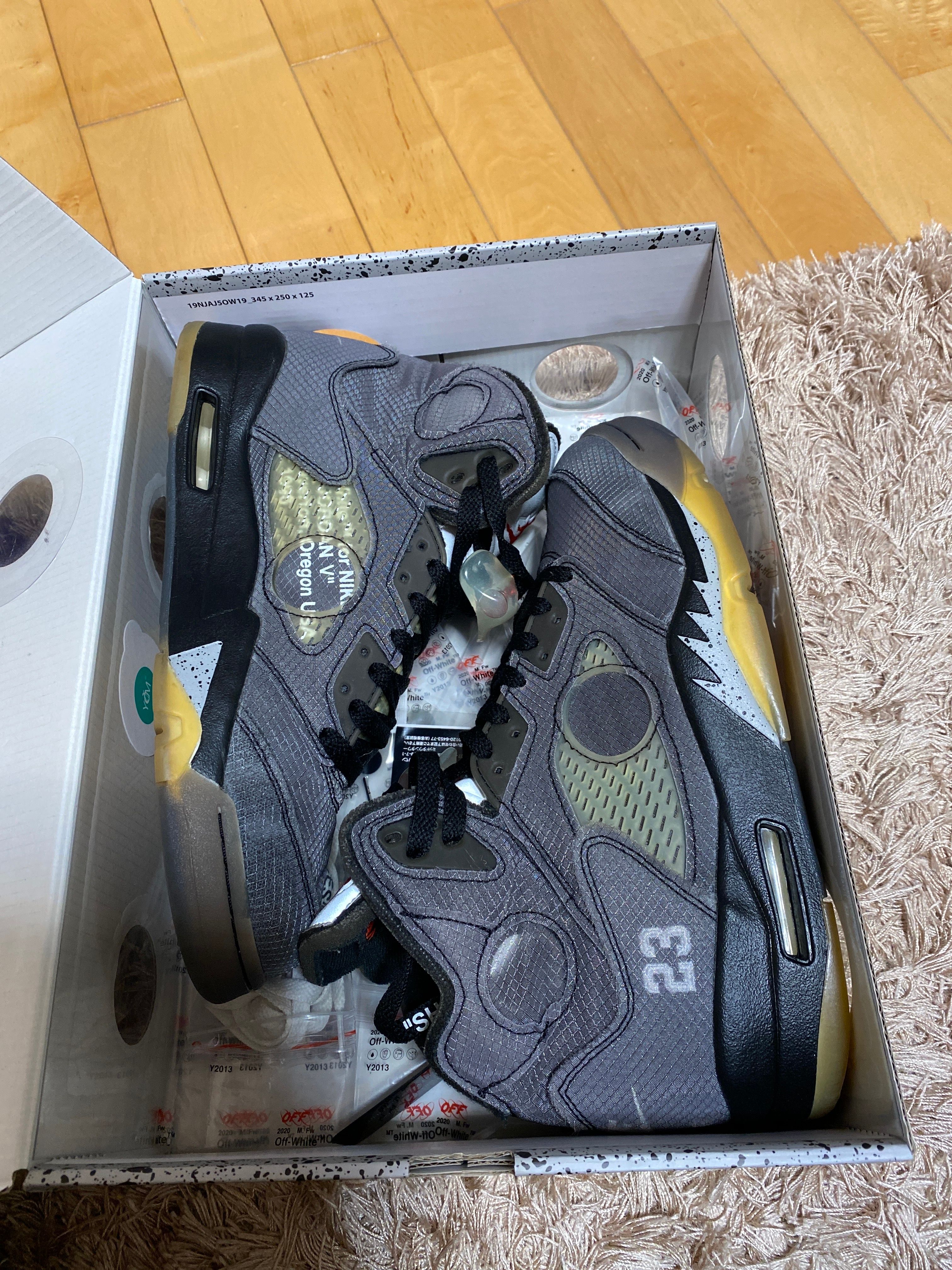 Off-White × Nike Air Jordan 5 "Black/Muslin/Fire Red"