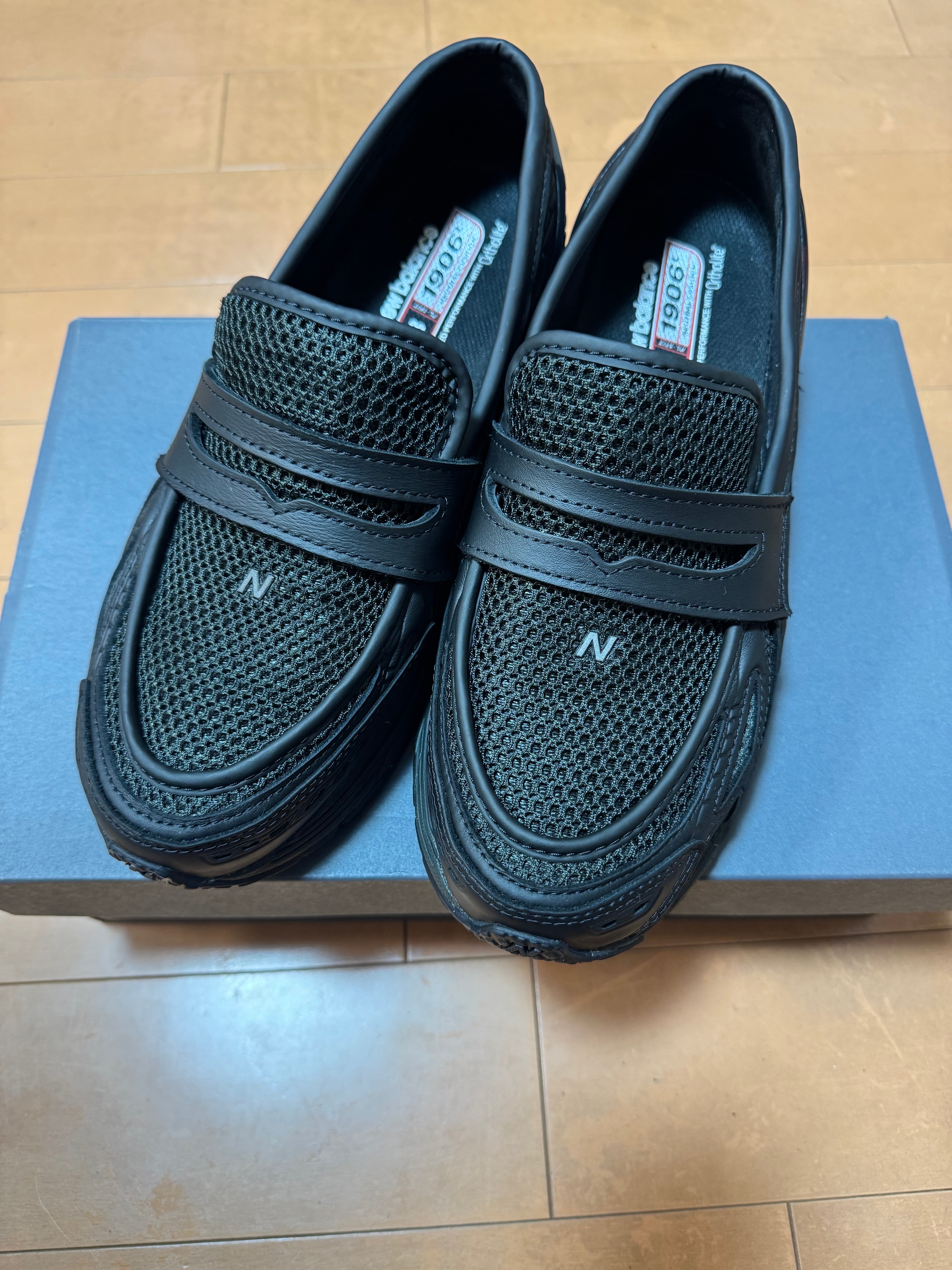 New Balance 1906L "Triple Black"