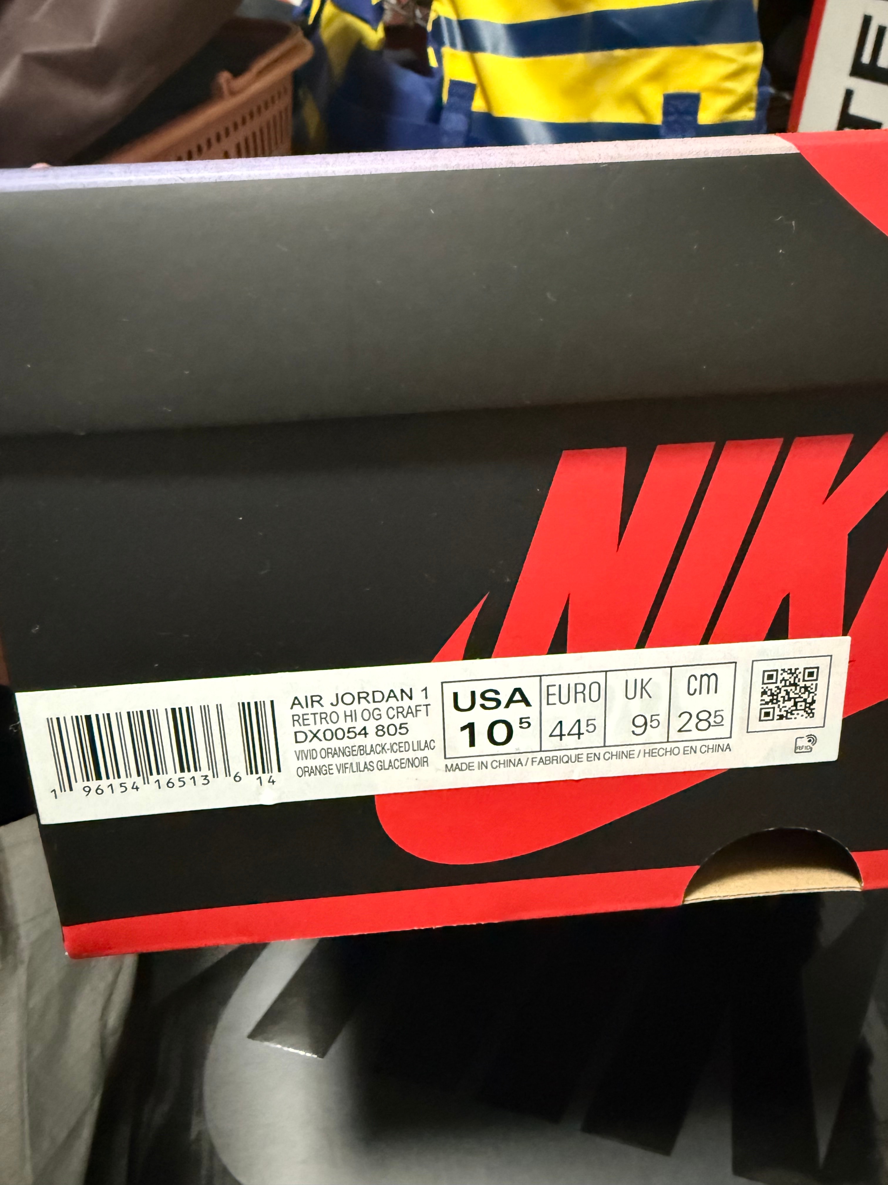 Nike  Air Jordan 1 High OG "Multi Color"