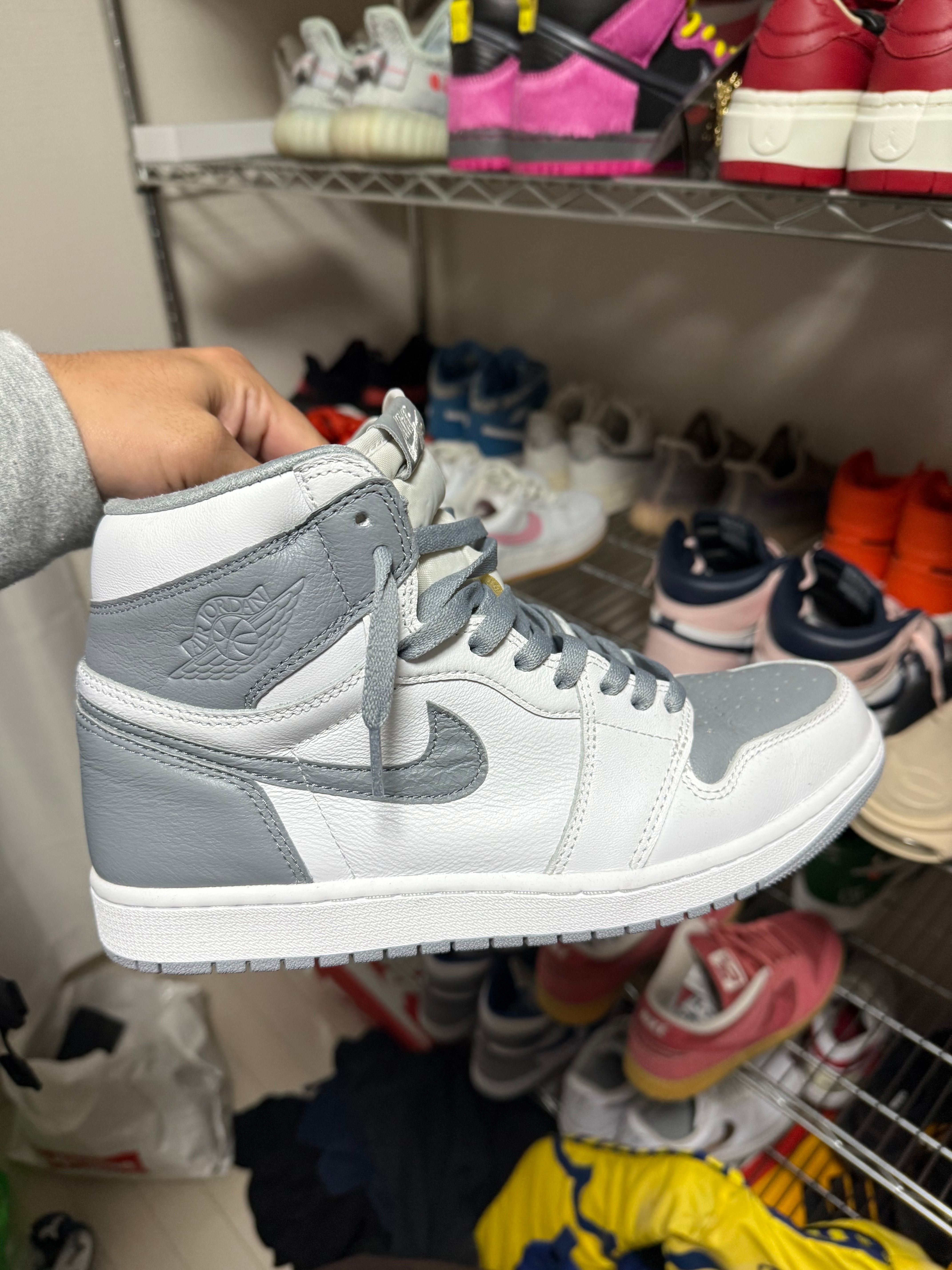 Nike Air Jordan 1 High OG "Stealth"