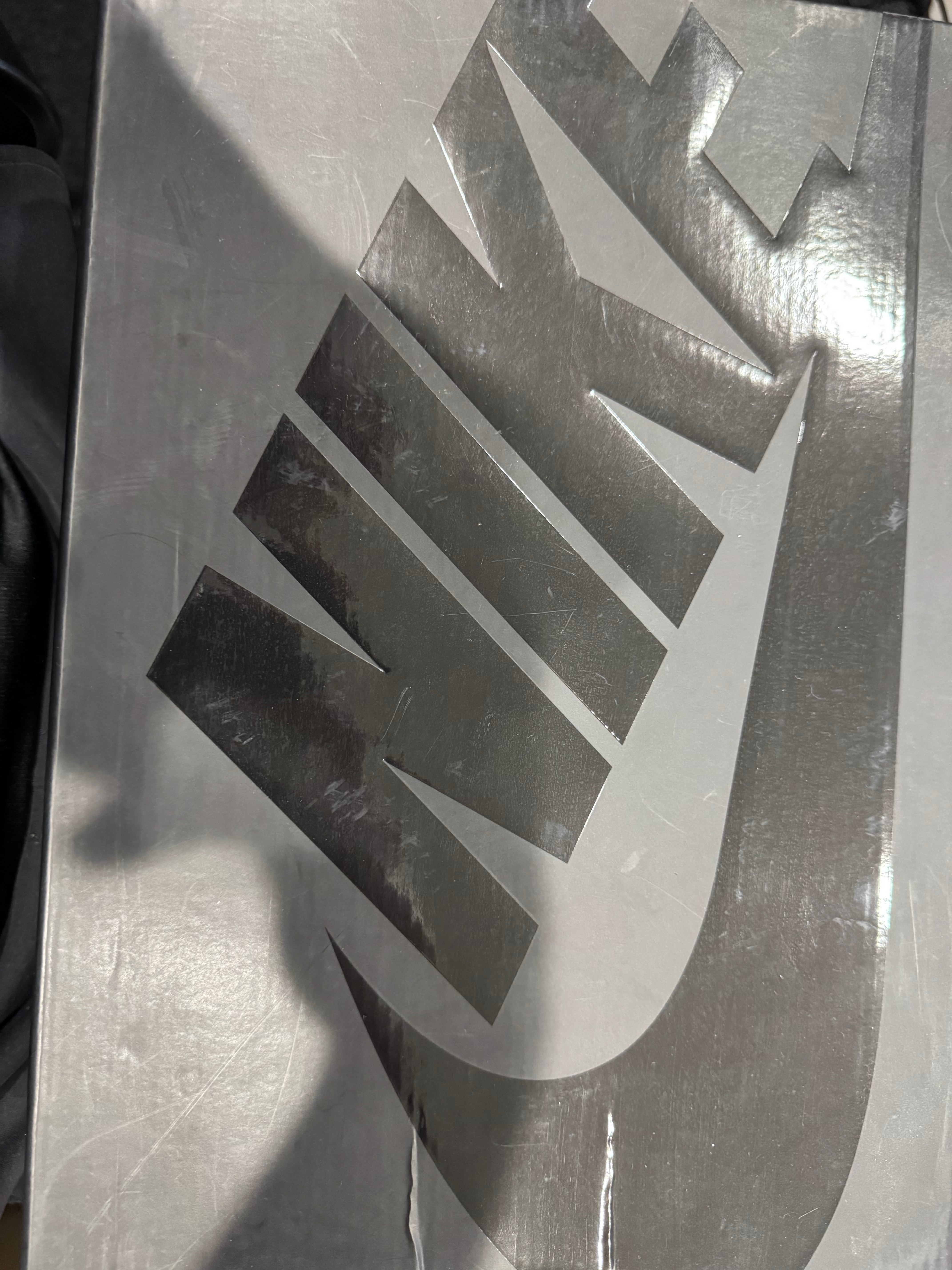 Supreme × NBA × Nike Air Force 1 Mid '07 "White"