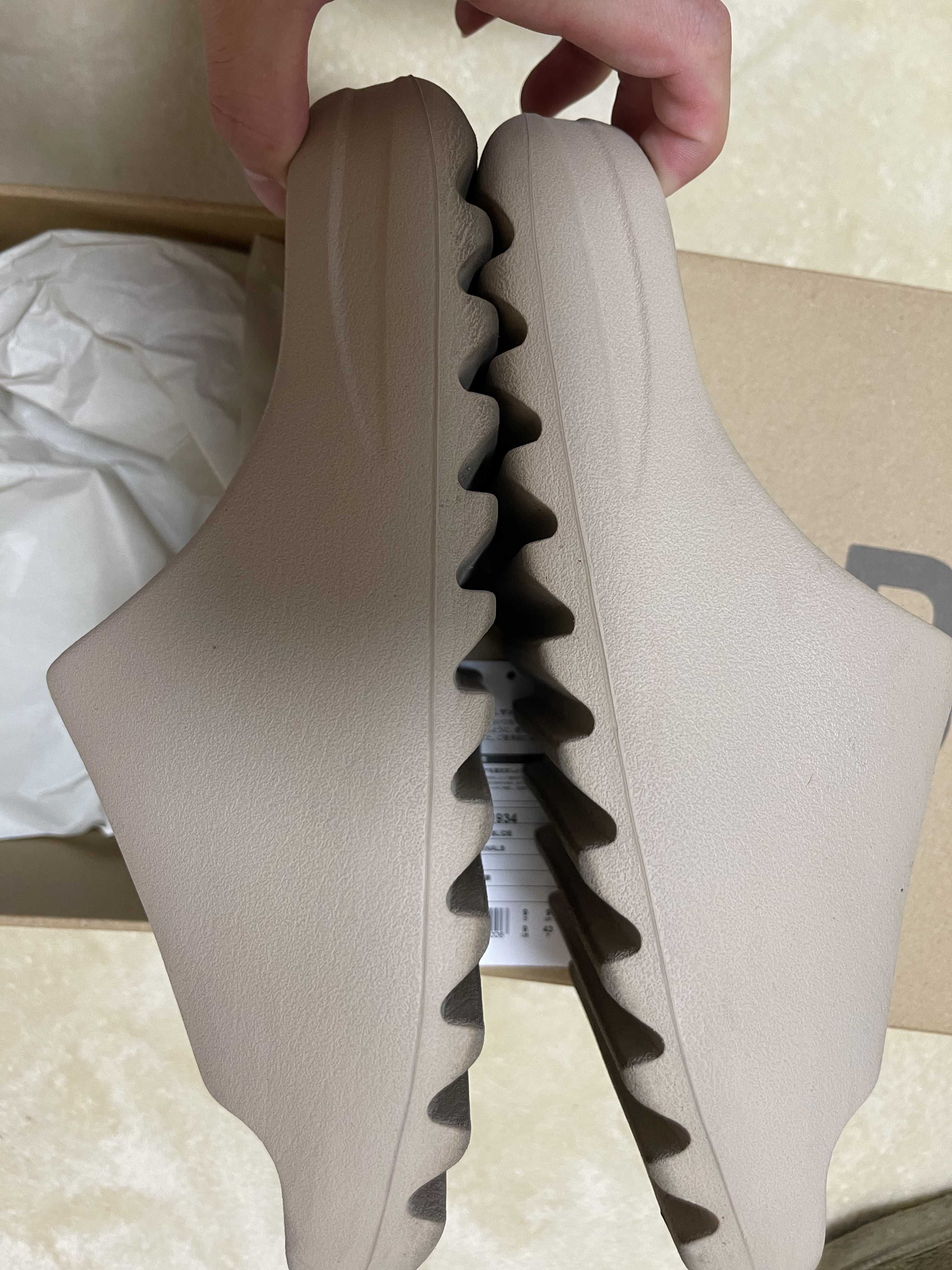adidas YEEZY Slide "Pure" (GW1934)